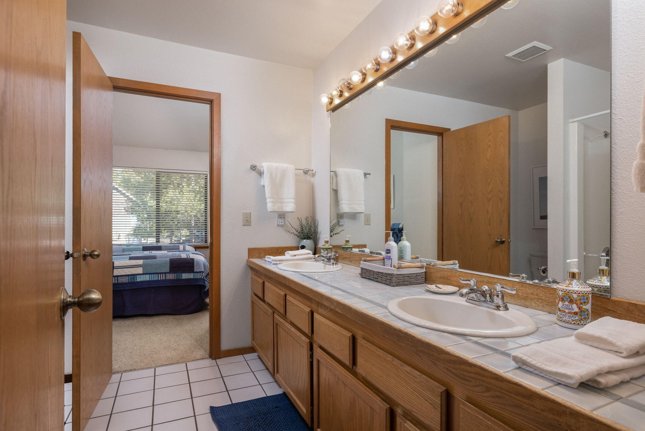 17712 Lake Aspen Court, 10