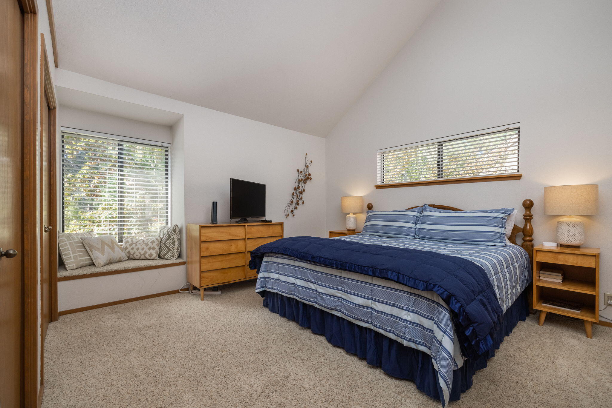 17712 Lake Aspen Court, 10