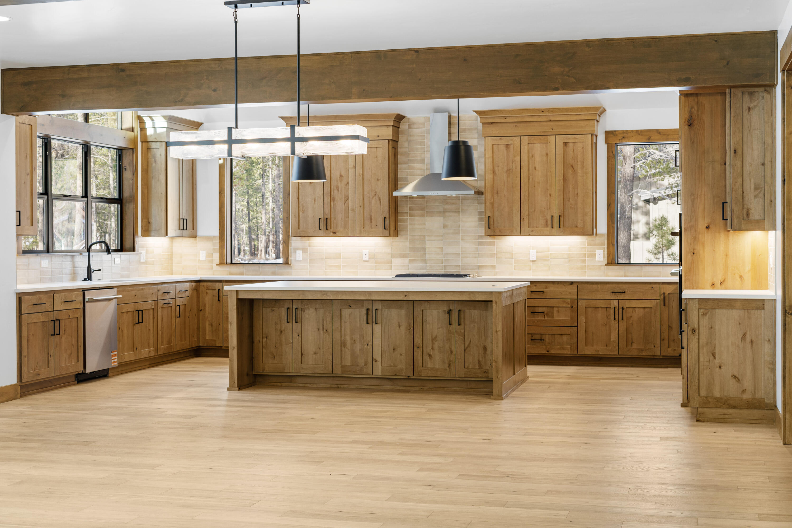 17815 Preservation Loop, 459