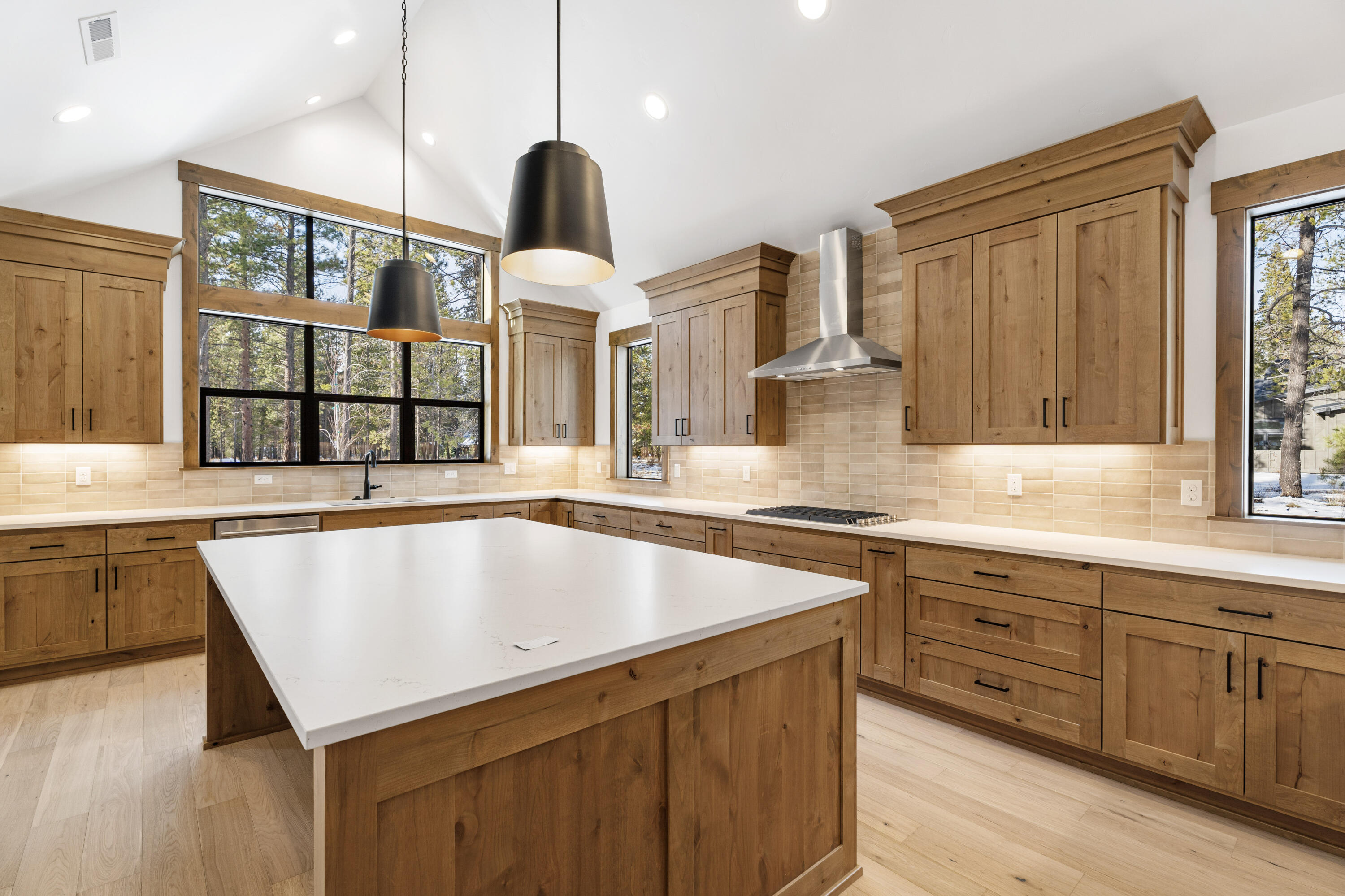 17815 Preservation Loop, 459