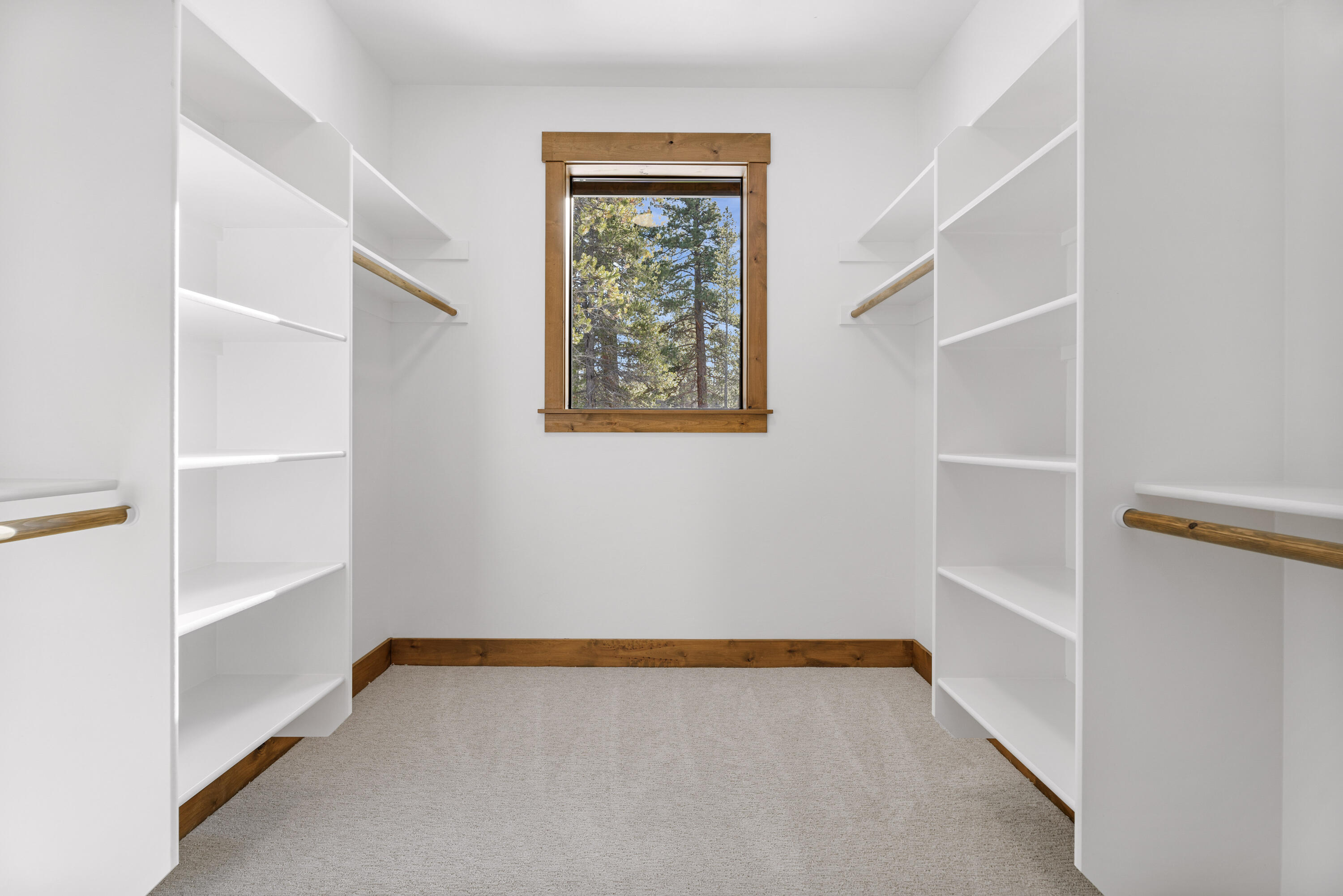 17815 Preservation Loop, 459