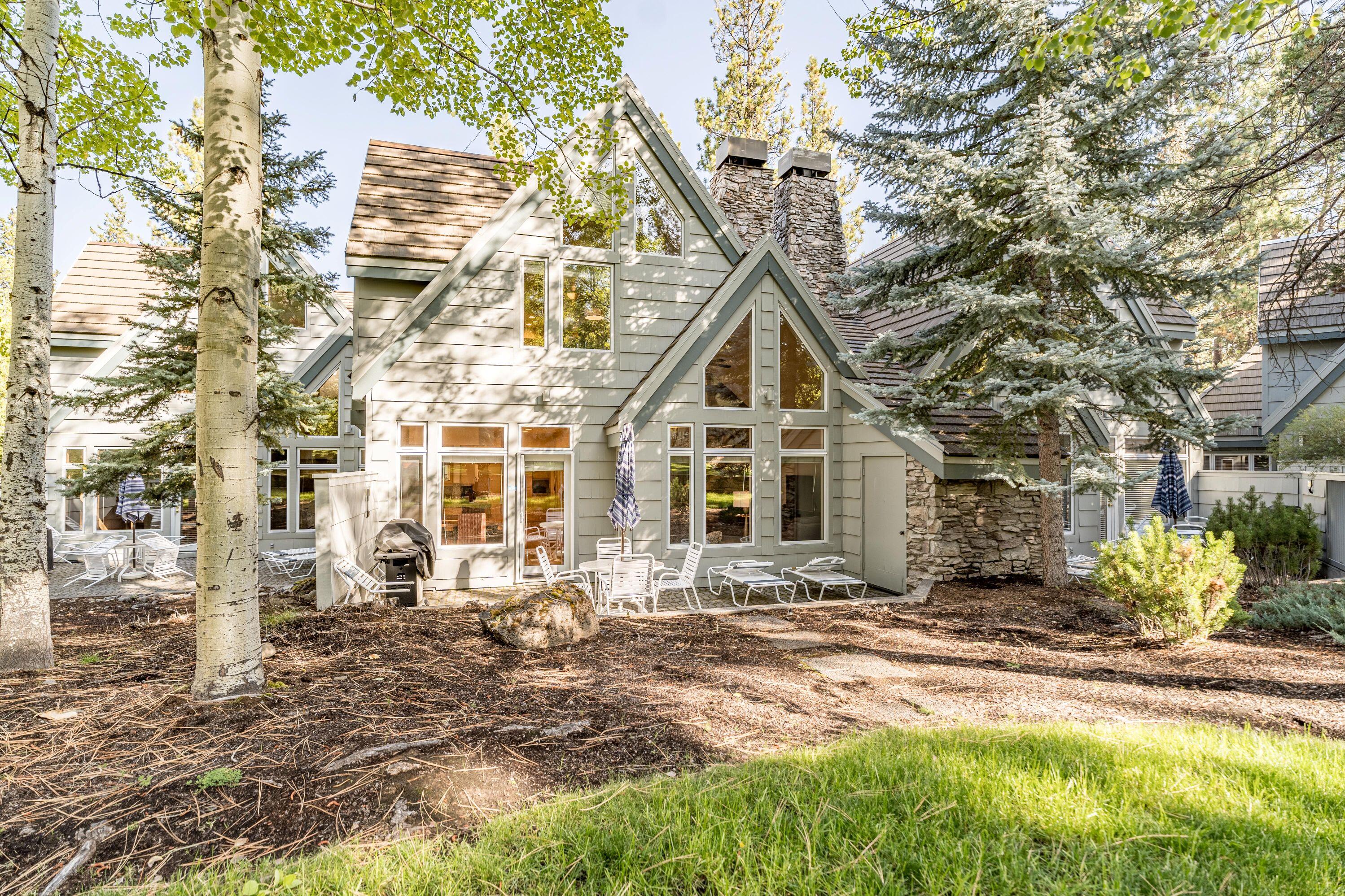 57022 Peppermill Circle, 21E