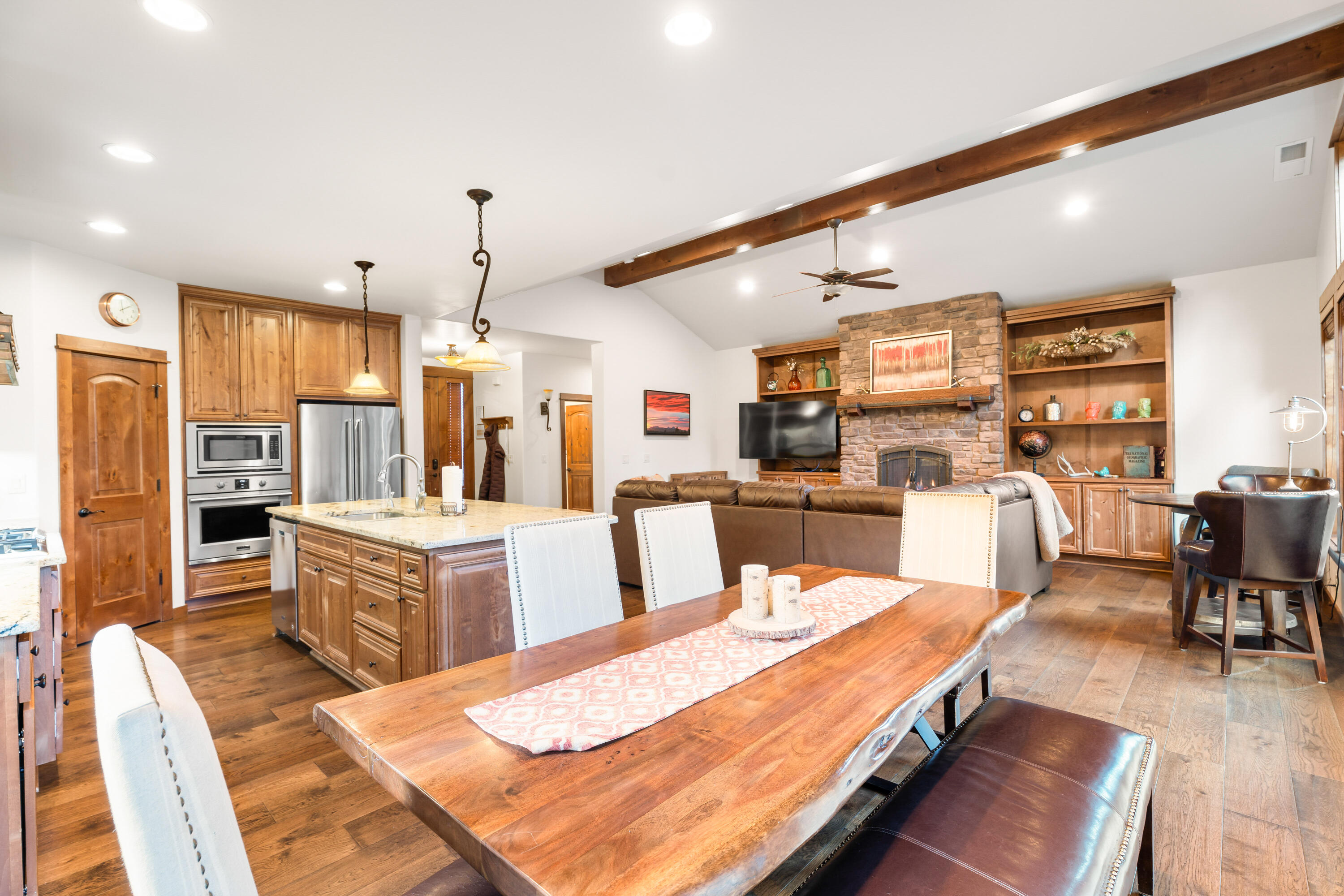 56564 Caldera Springs Court, 42 42