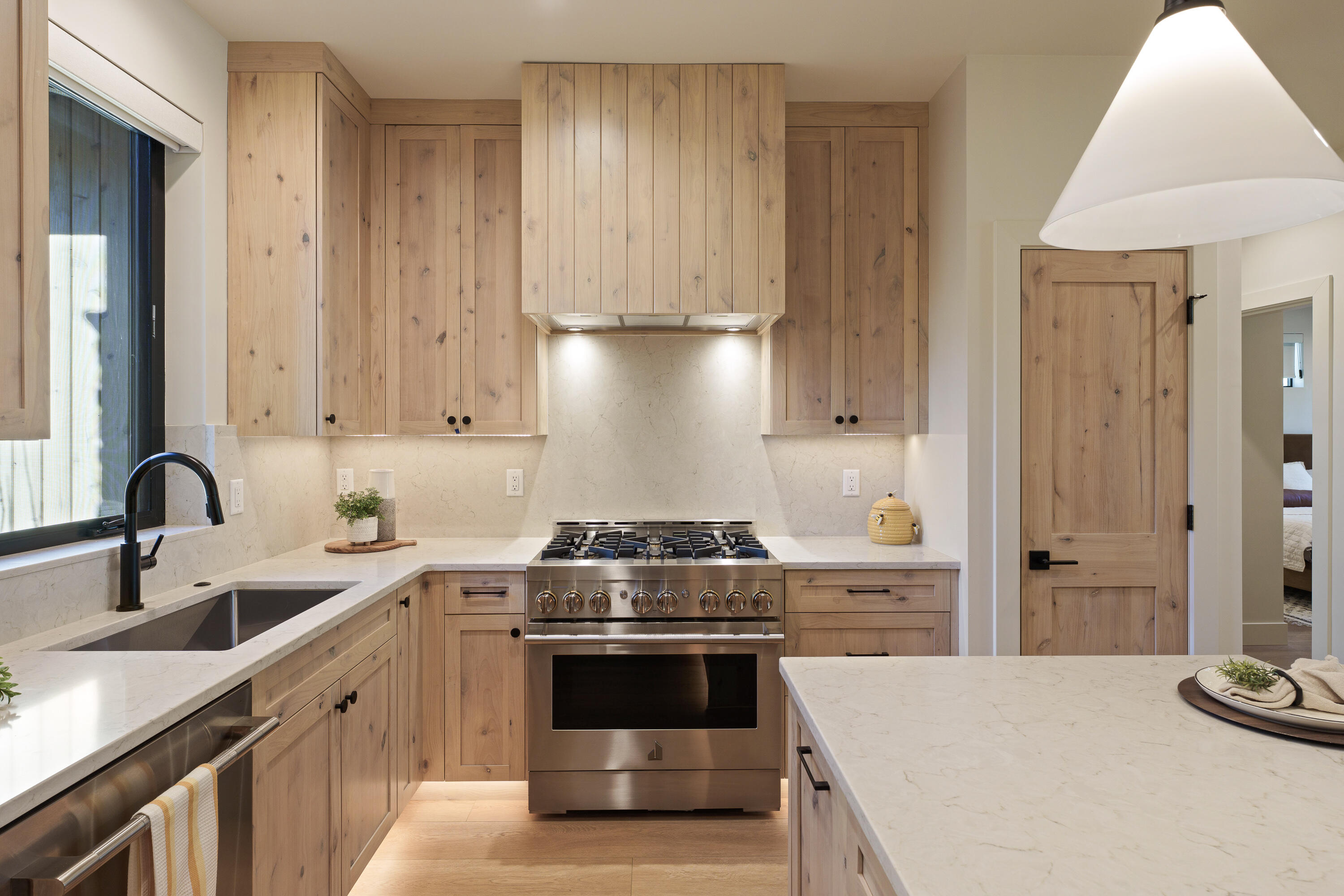 56457 Elk Run Drive, 33