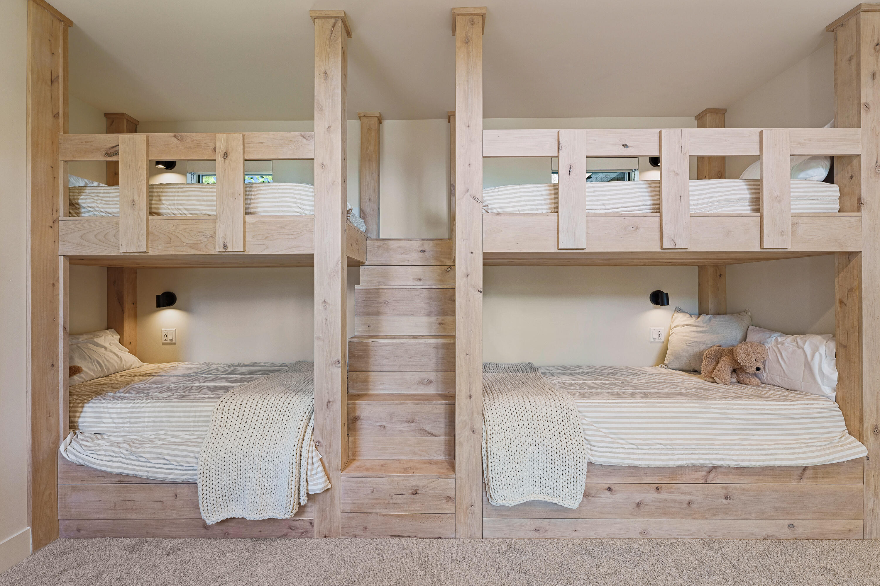 56457 Elk Run Drive, 33