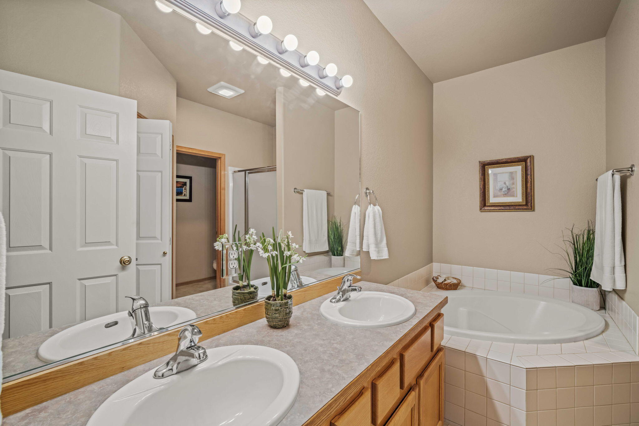 8540 Golden Pheasant Court