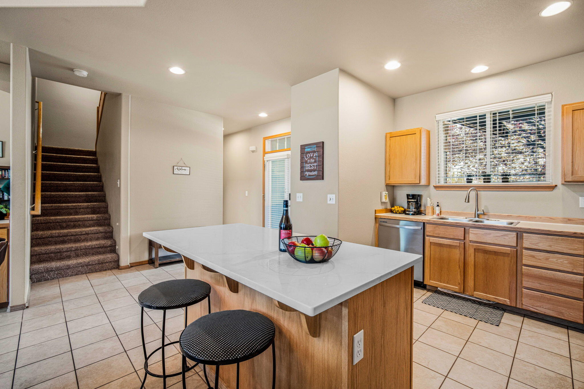 8540 Golden Pheasant Court