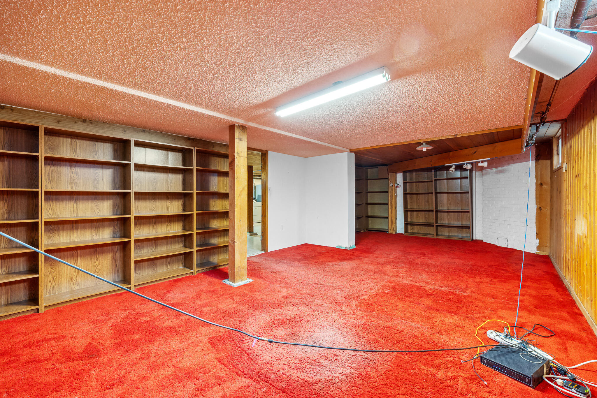 1123 NW Canyon Drive