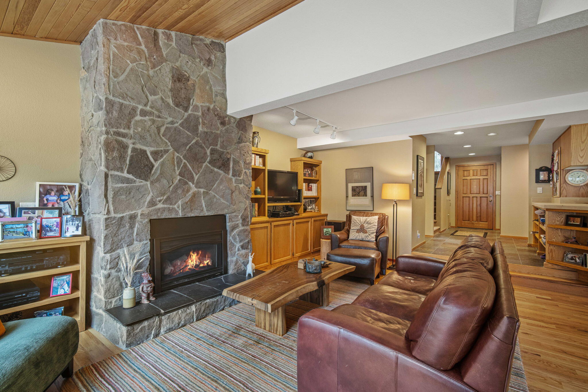 17675 Bittern Lane, 19