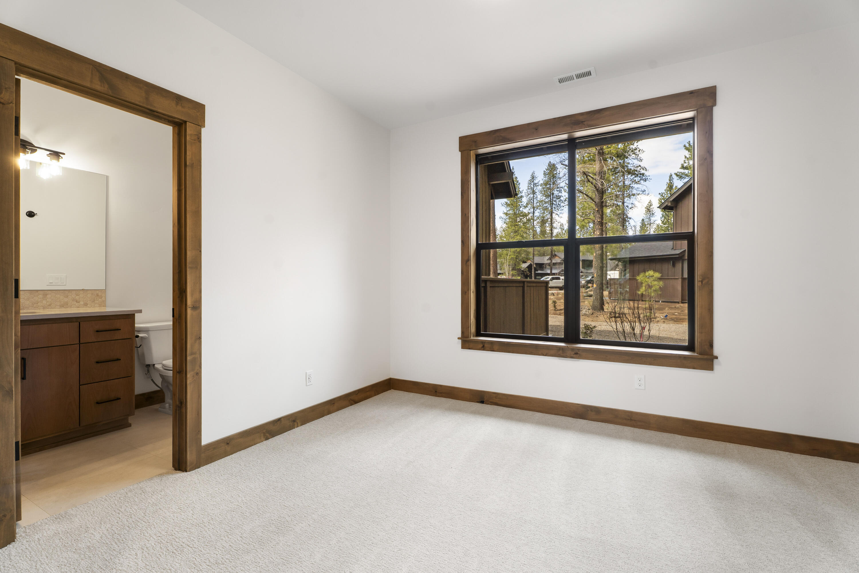 17818 Preservation Loop, 492