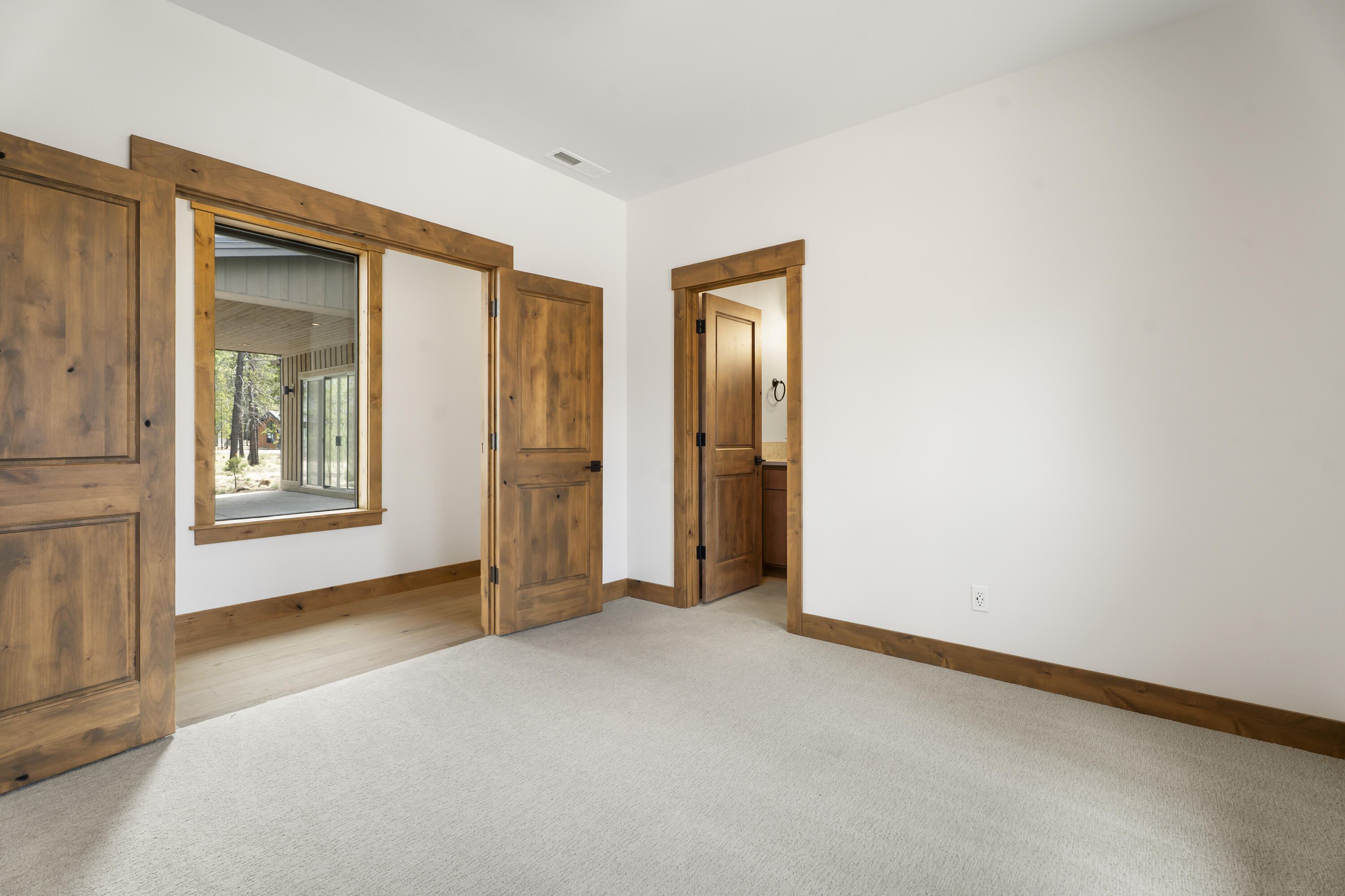 17818 Preservation Loop, 492