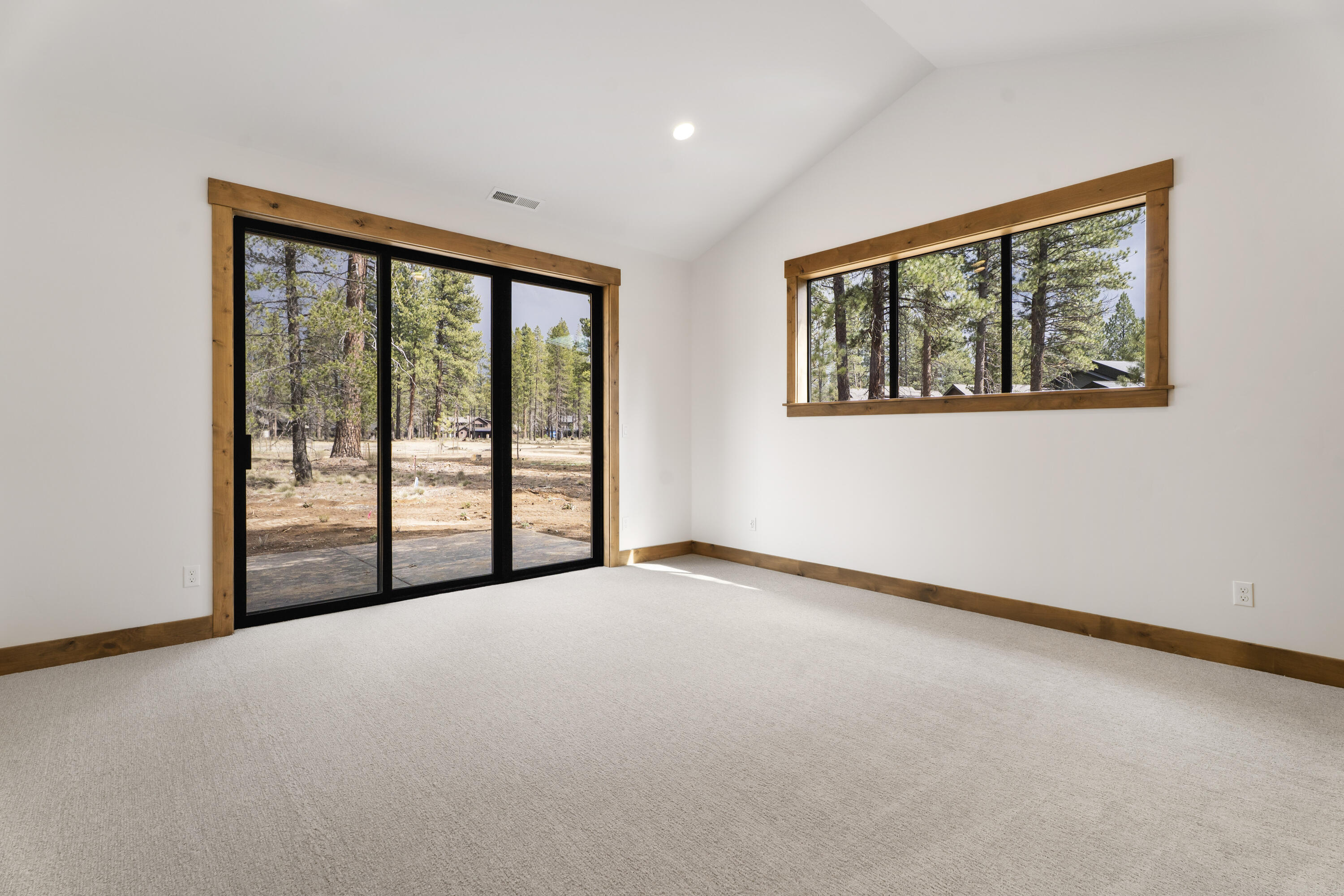 17818 Preservation Loop, 492