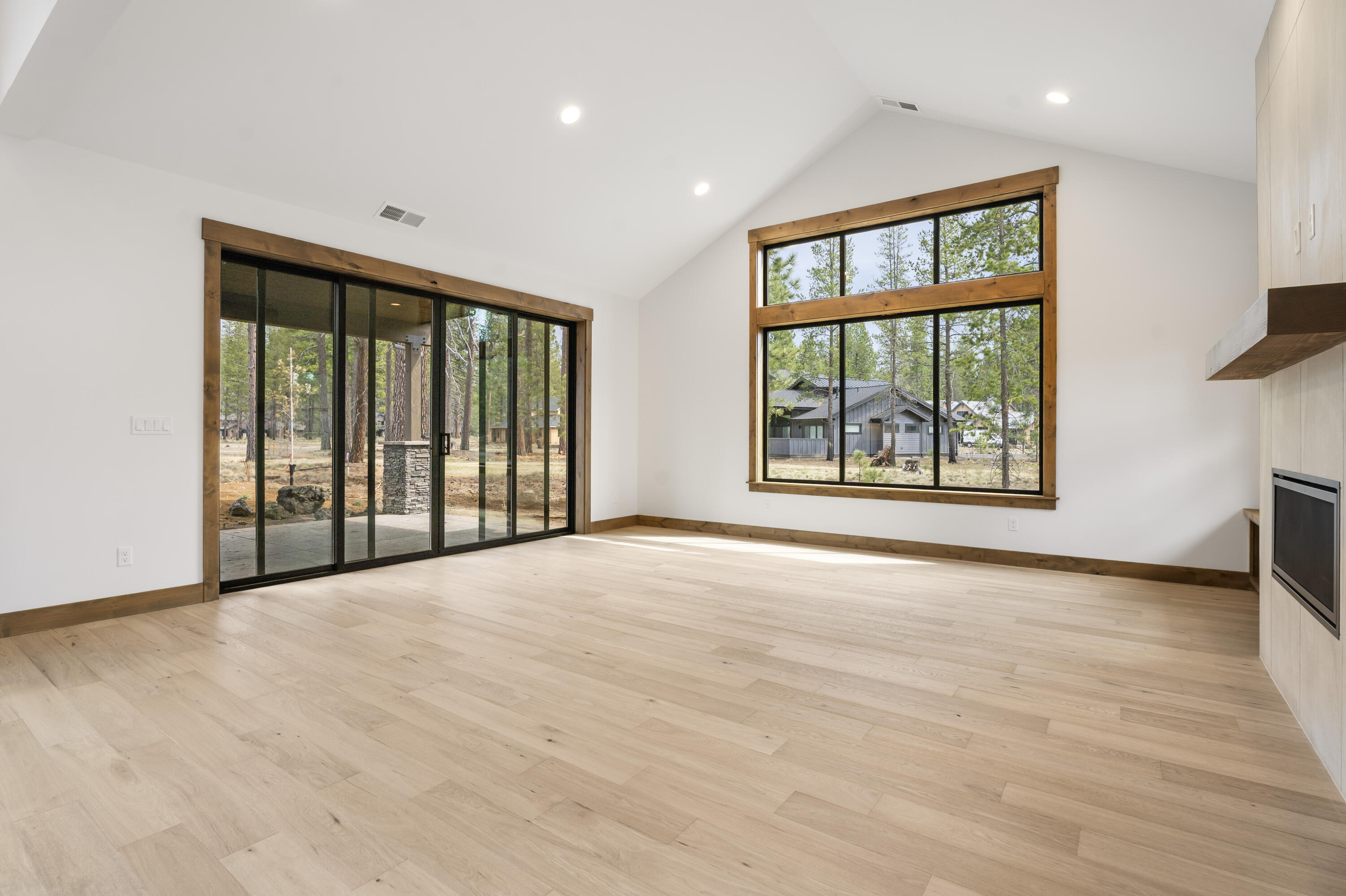 17818 Preservation Loop, 492