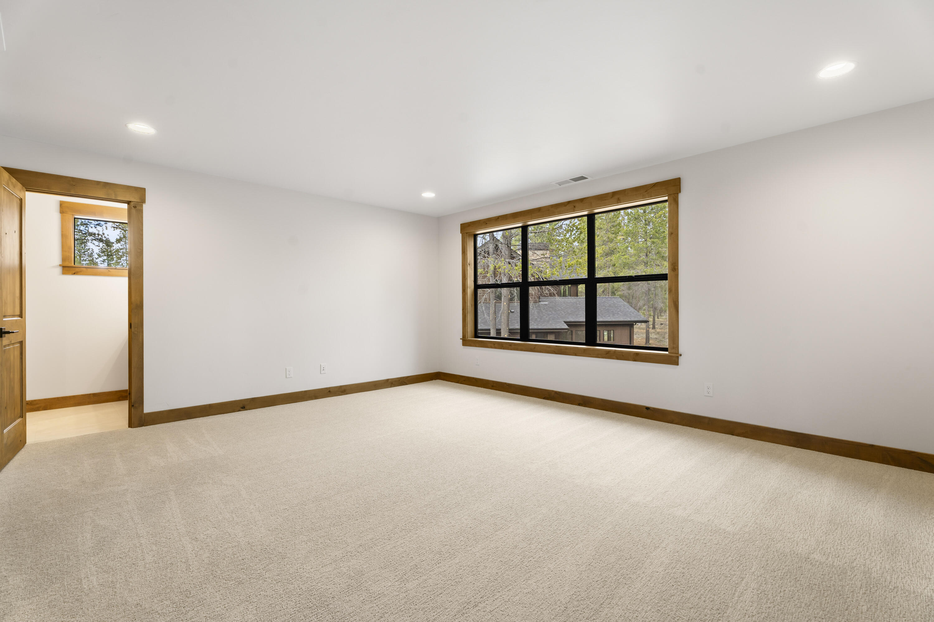 17818 Preservation Loop, 492