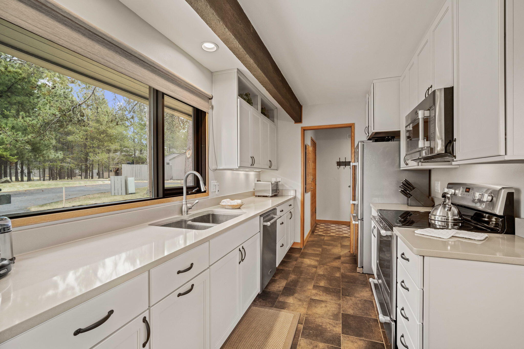 57231 Island Road, 31