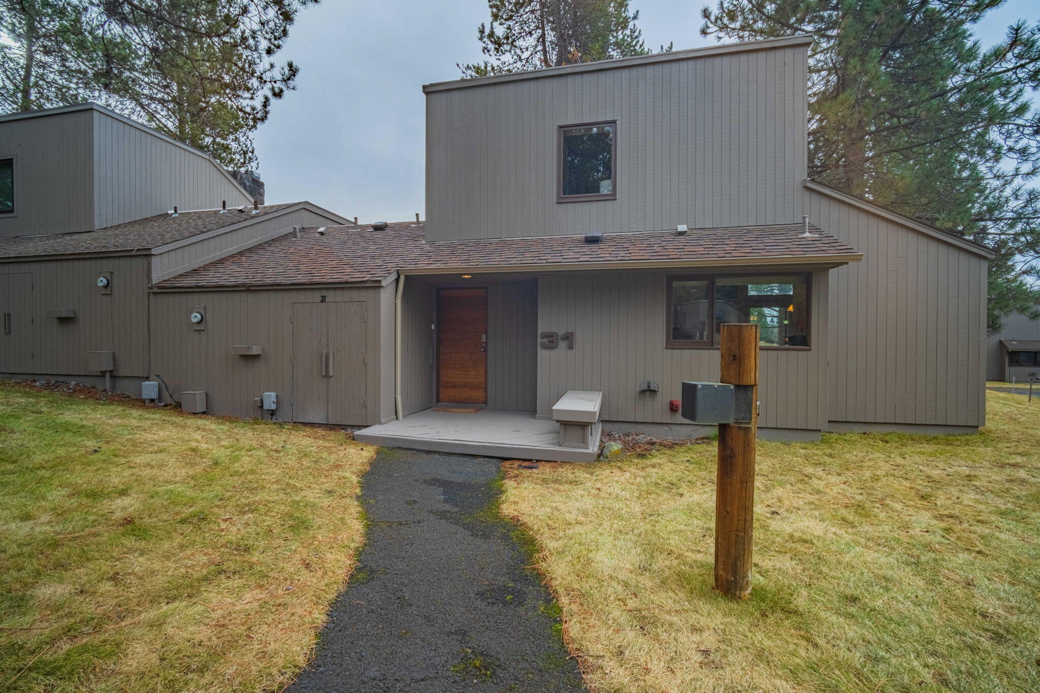 57231 Island Road, 31