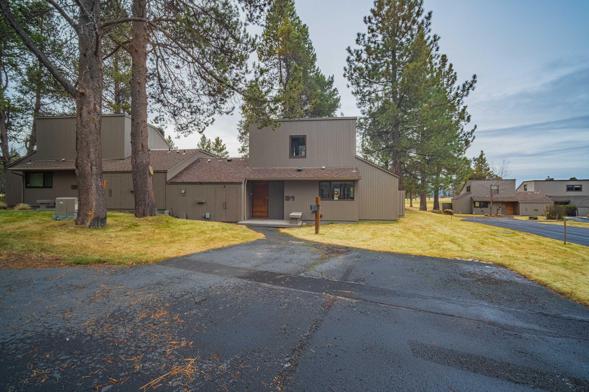 57231 Island Road, 31