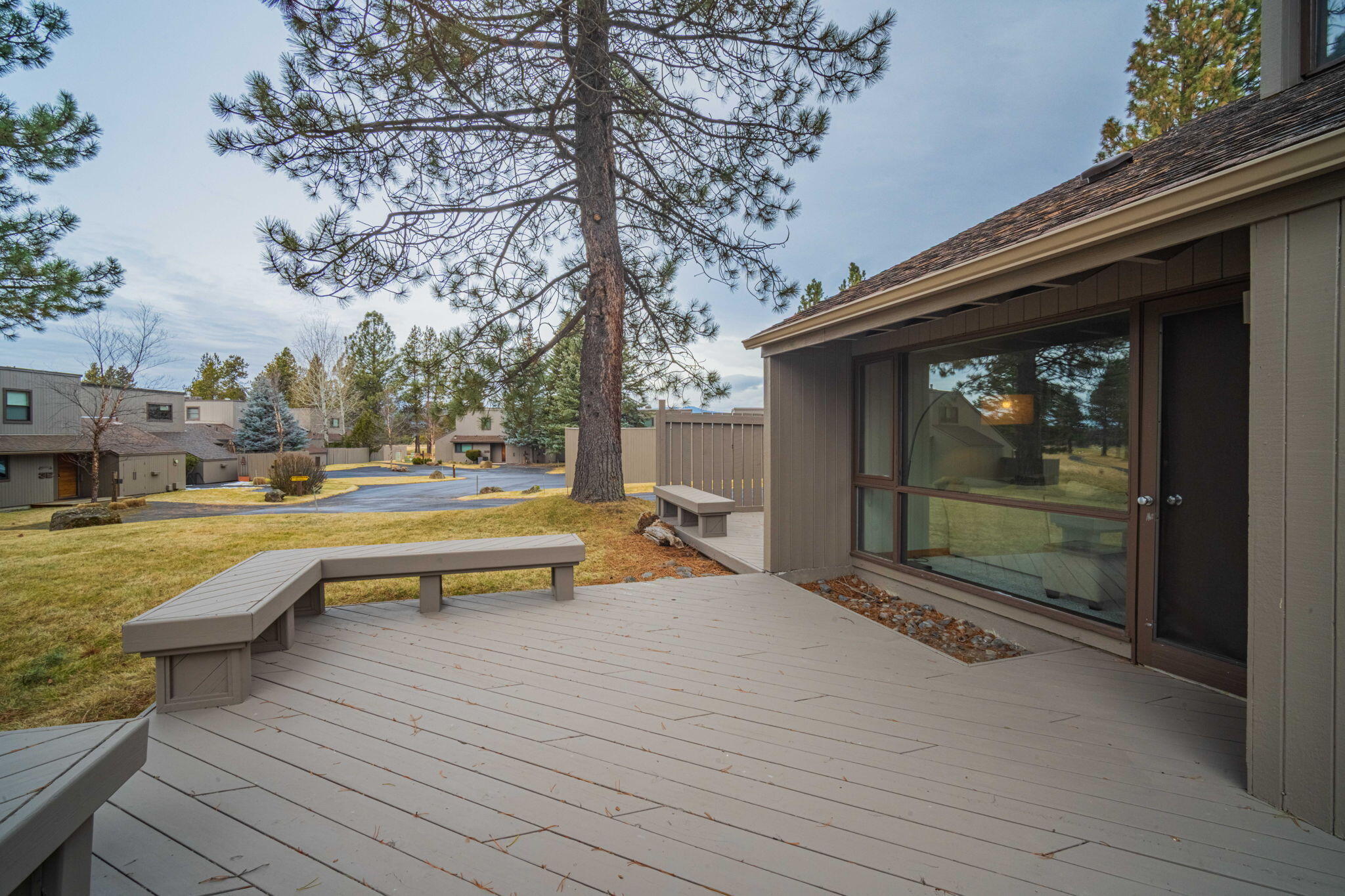 57231 Island Road, 31