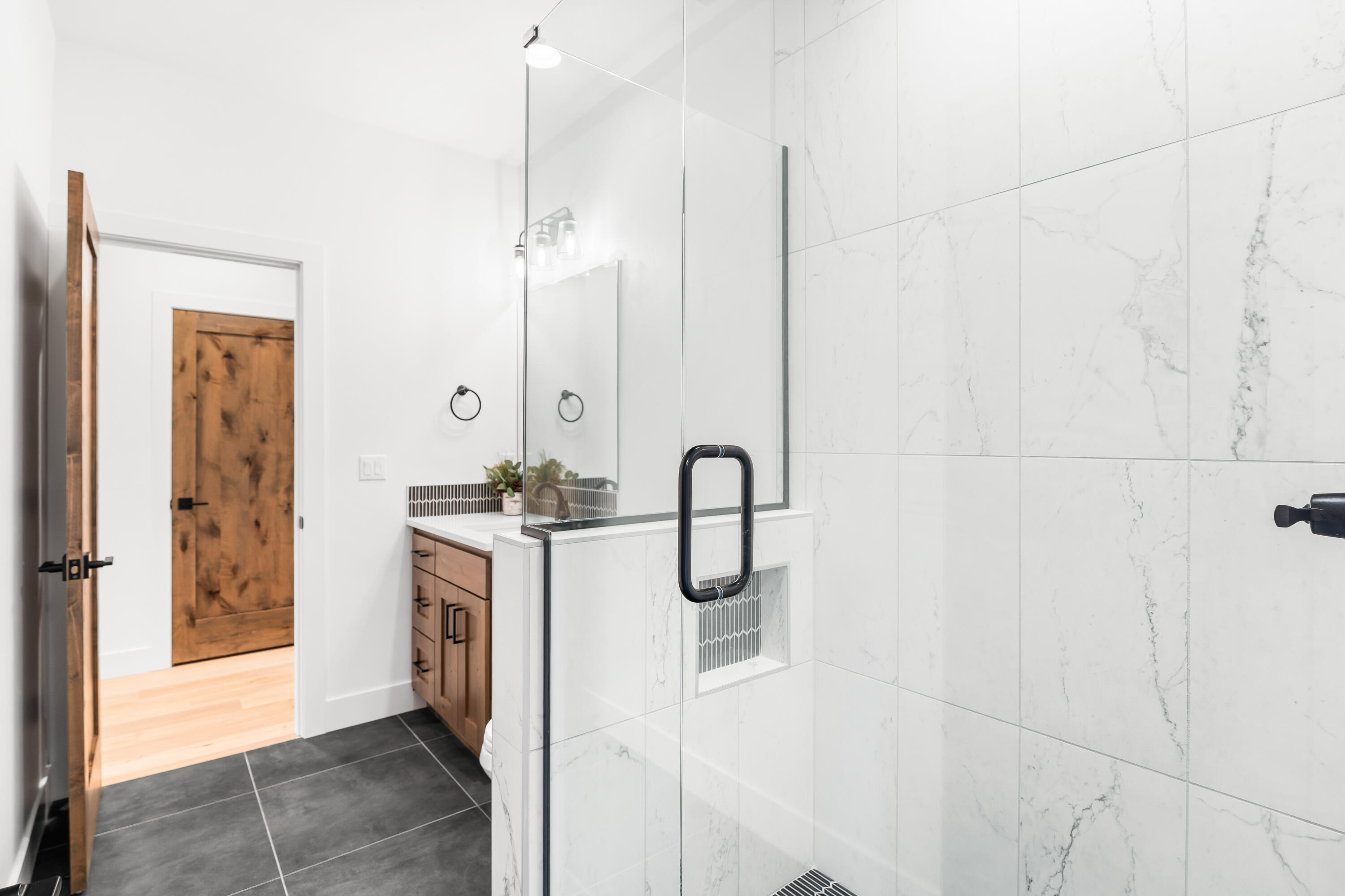 56282 Elk Run Drive, 404