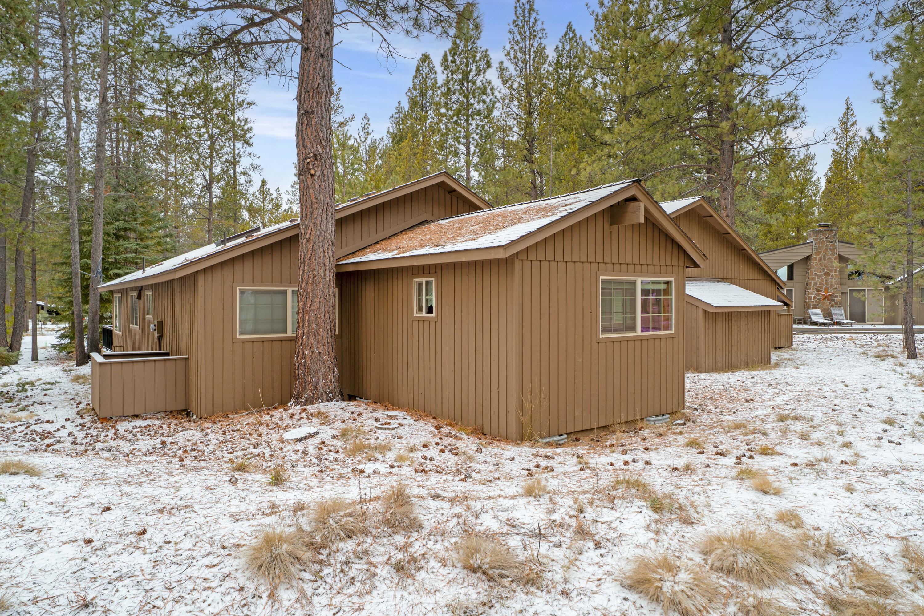 56926 E Park Lane, 12