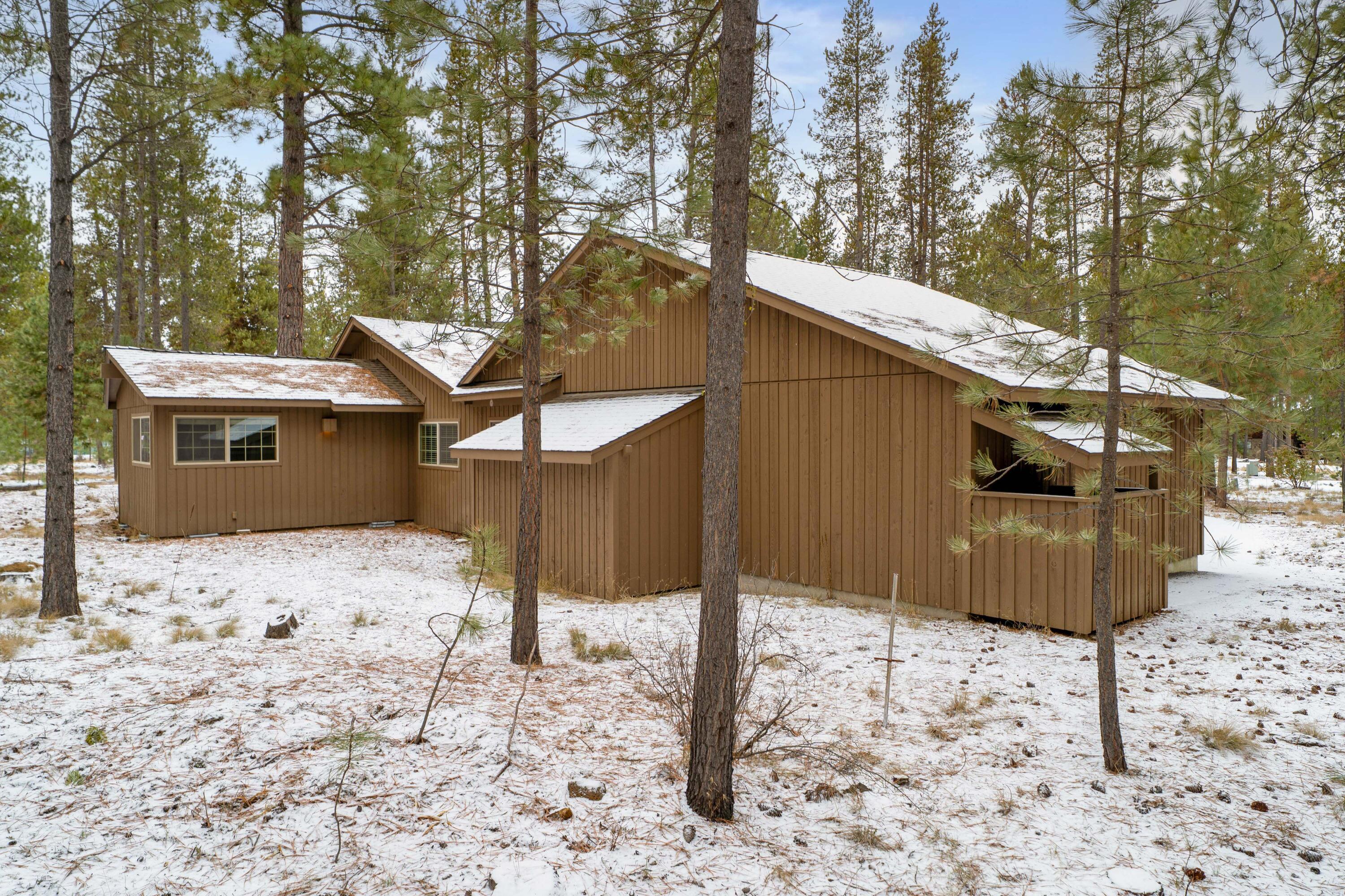 56926 E Park Lane, 12