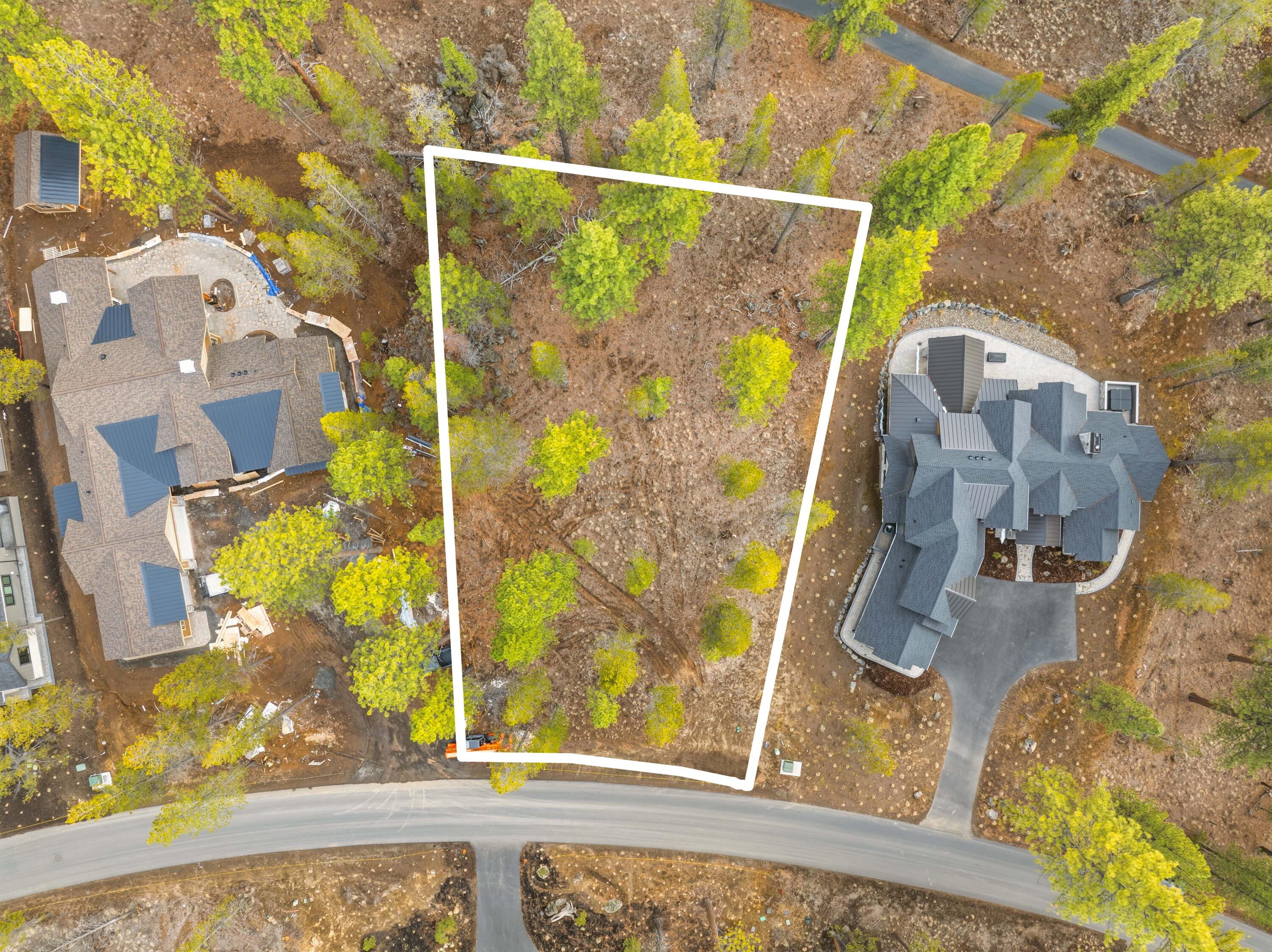 56239 Mirror Rock Loop, 369