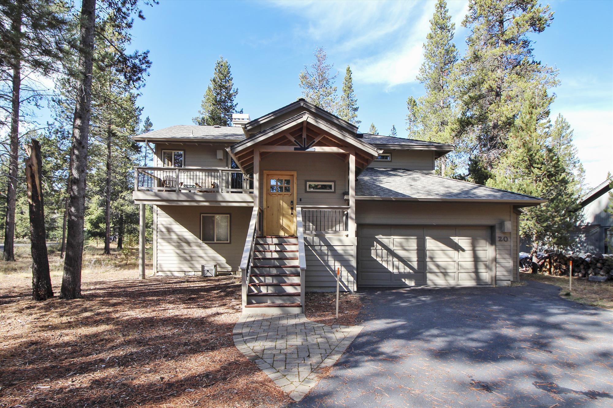 18074 E Butte Lane, 20 E. Butte