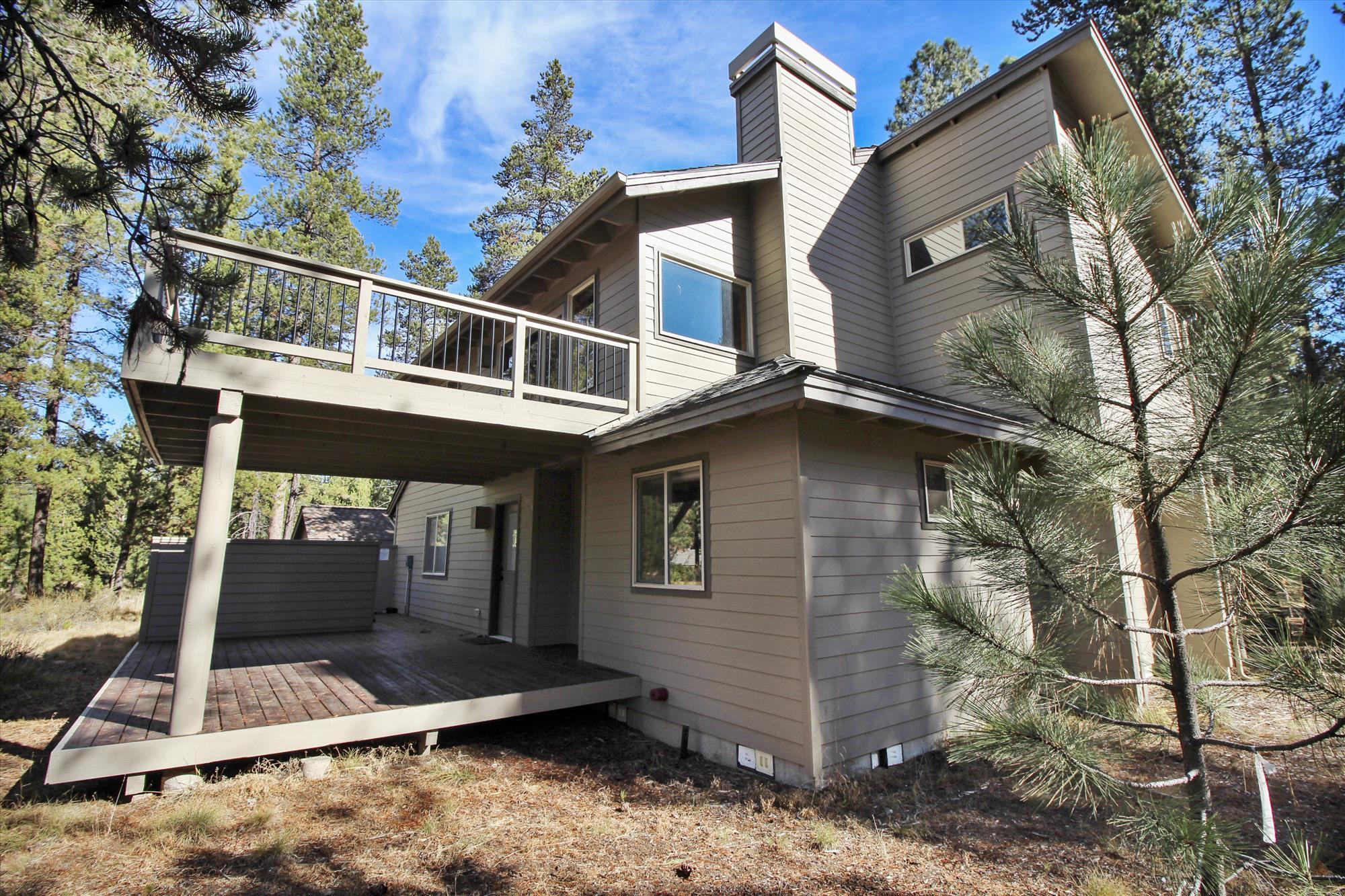 18074 E Butte Lane, 20 E. Butte
