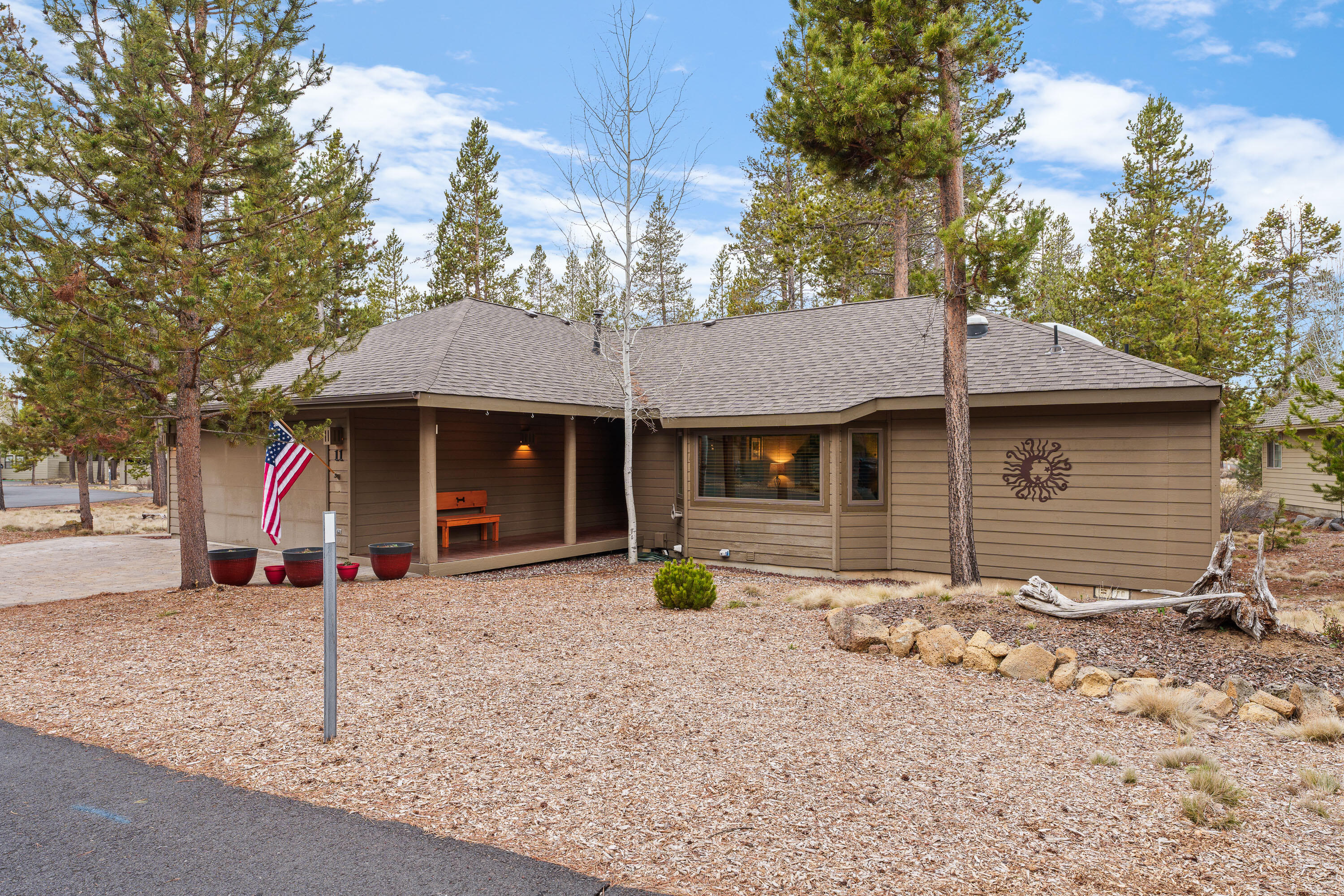57809 Mount Rainier Lane, 11
