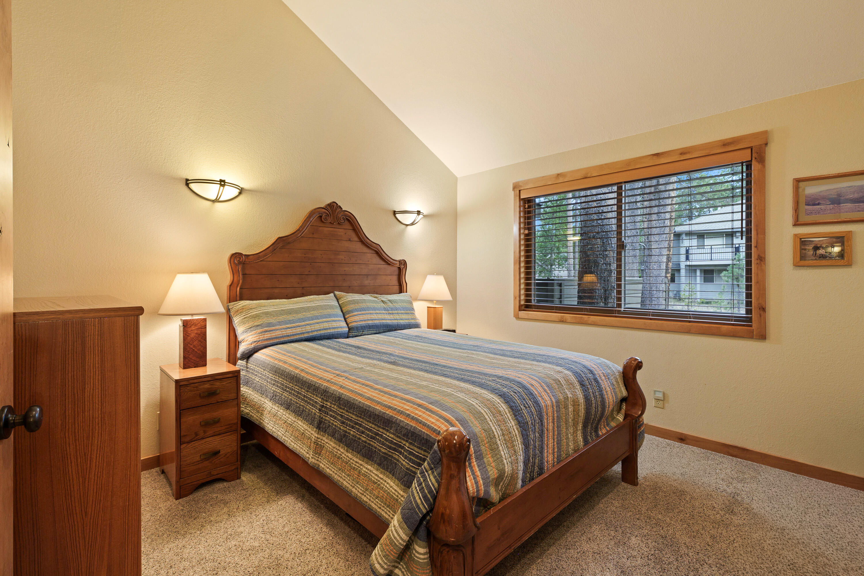 57809 Mount Rainier Lane, 11