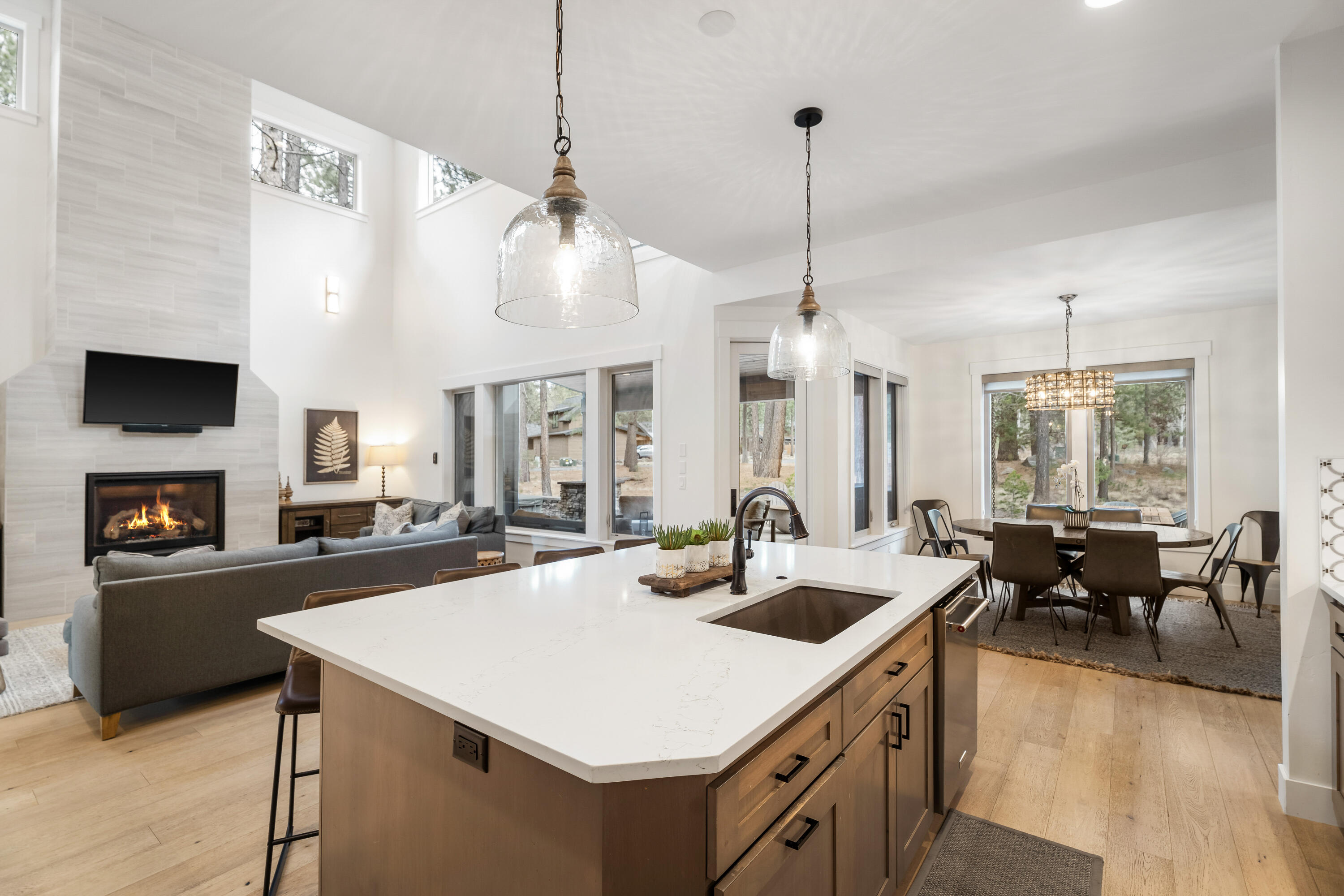 56302 Sable Rock Loop, 255