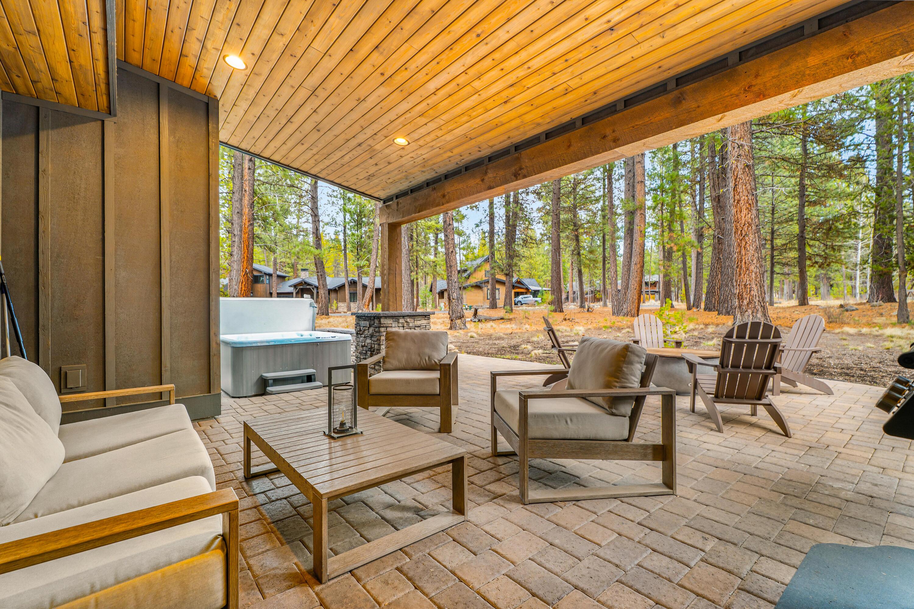 56302 Sable Rock Loop, 255