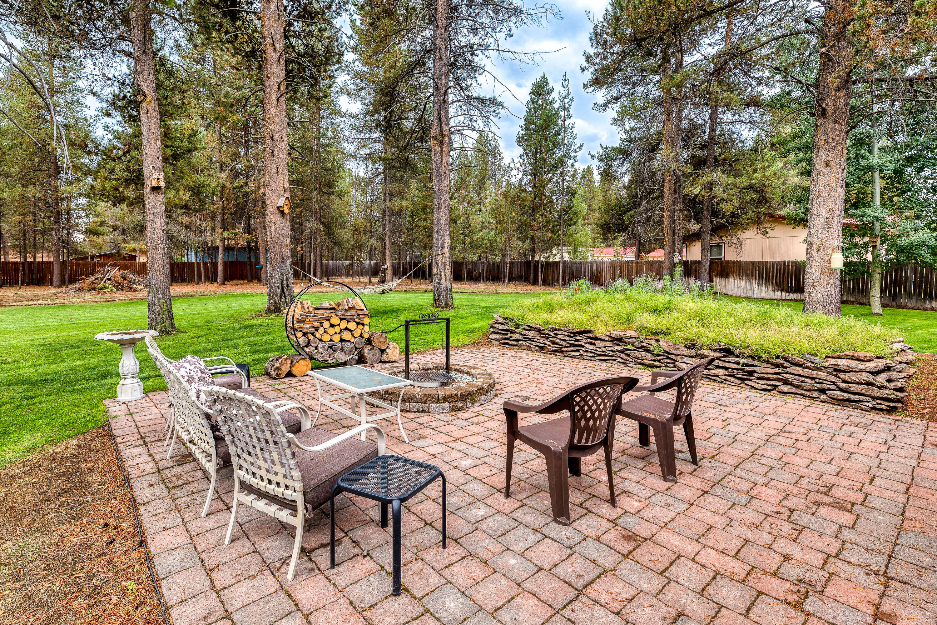 16051 Leona Lane
