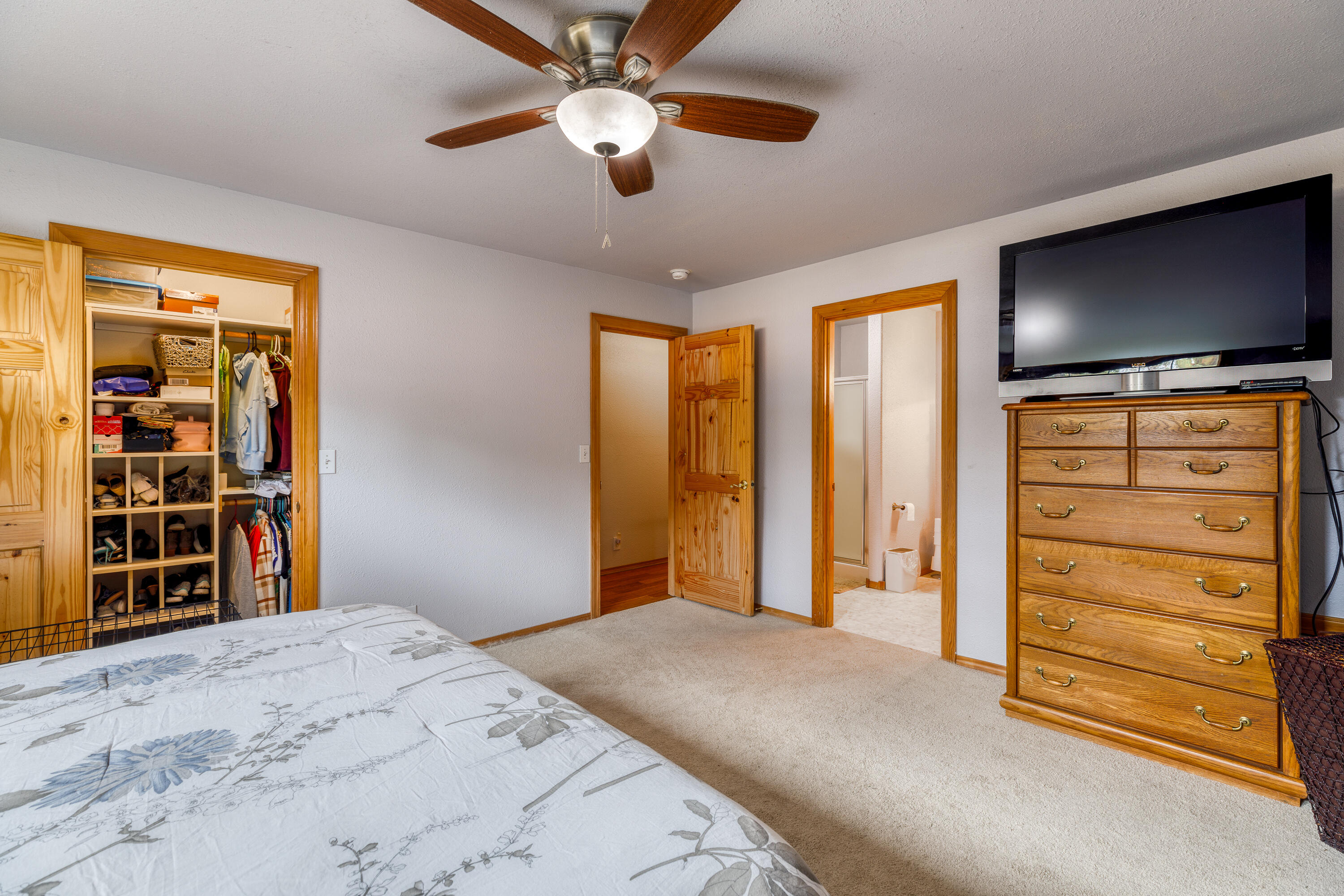 16051 Leona Lane