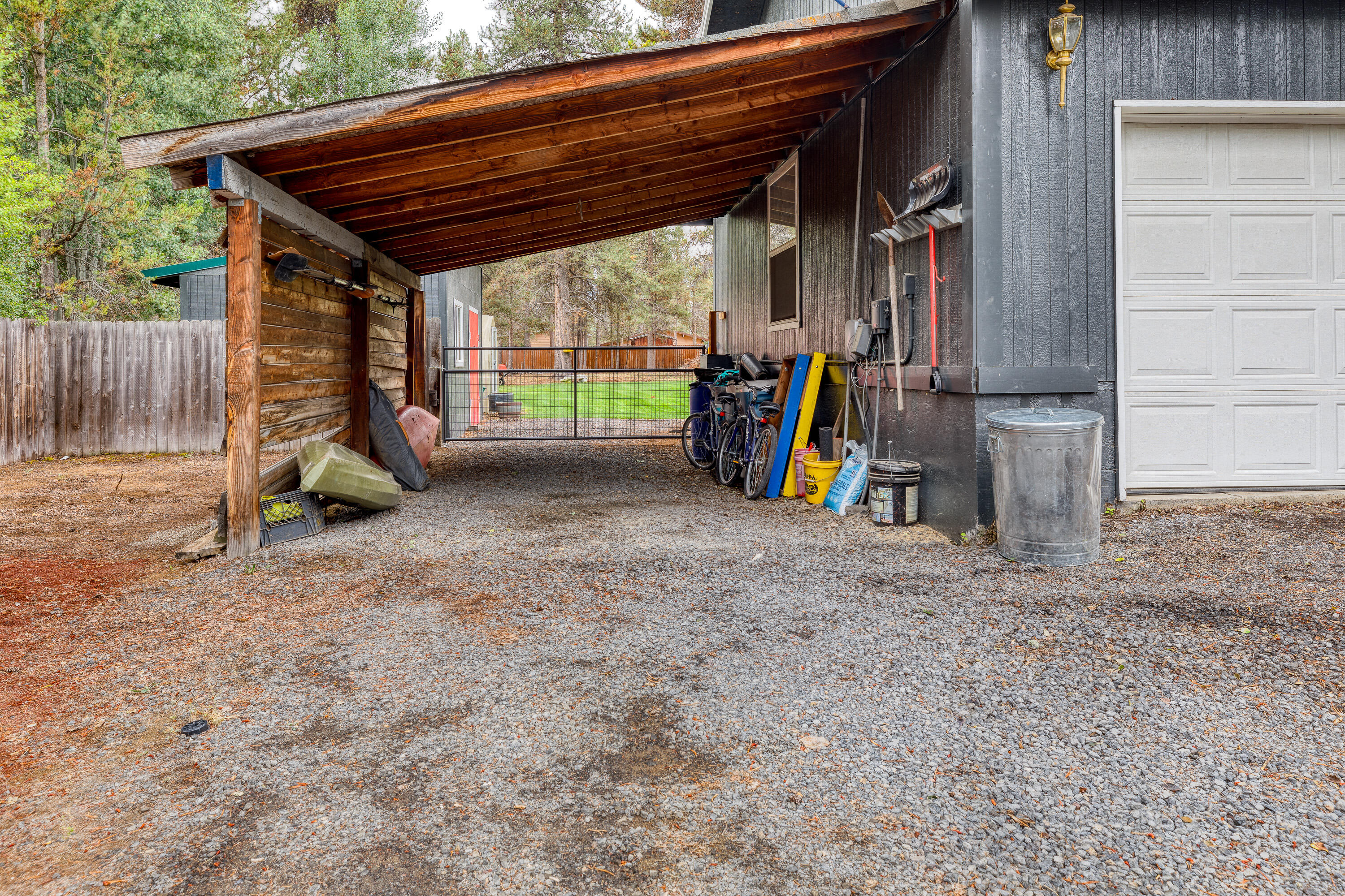 16051 Leona Lane