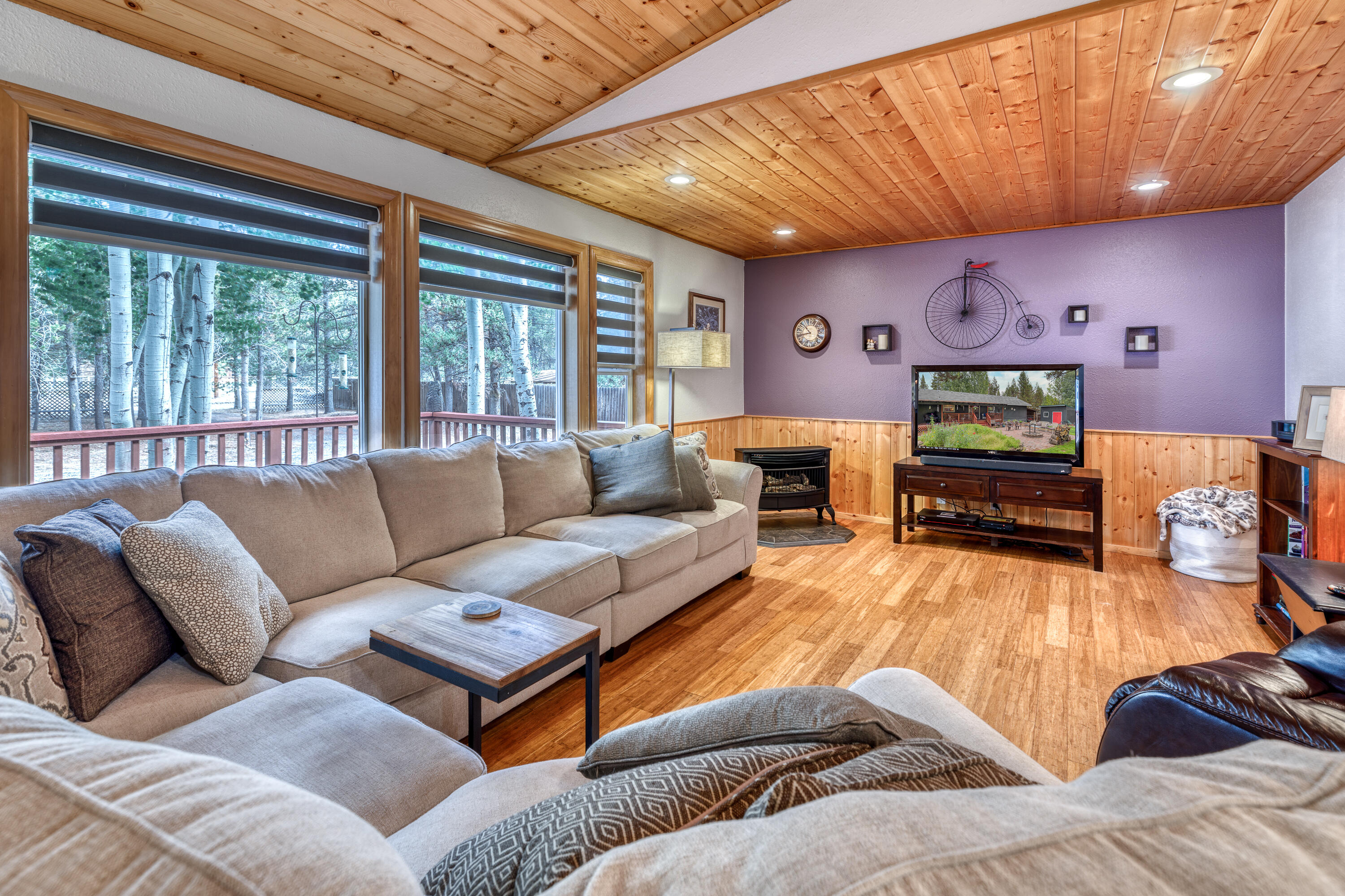 16051 Leona Lane