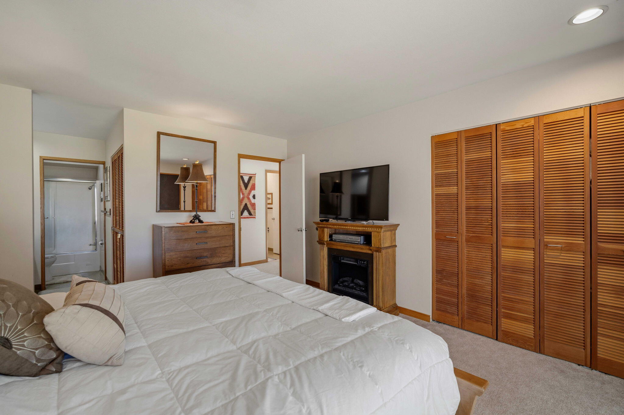 57258 Island Road, 58