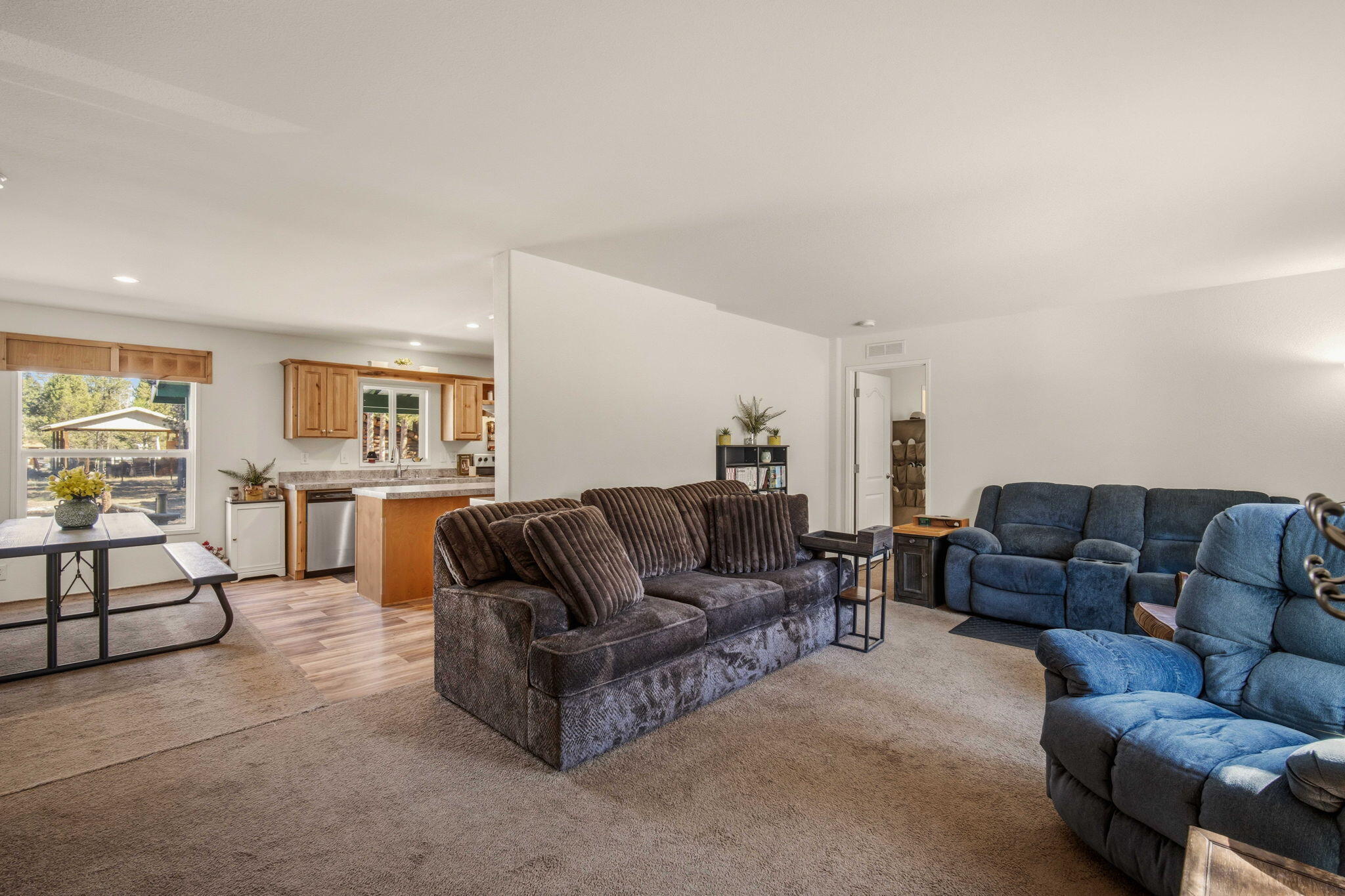 12411 Larchwood Drive