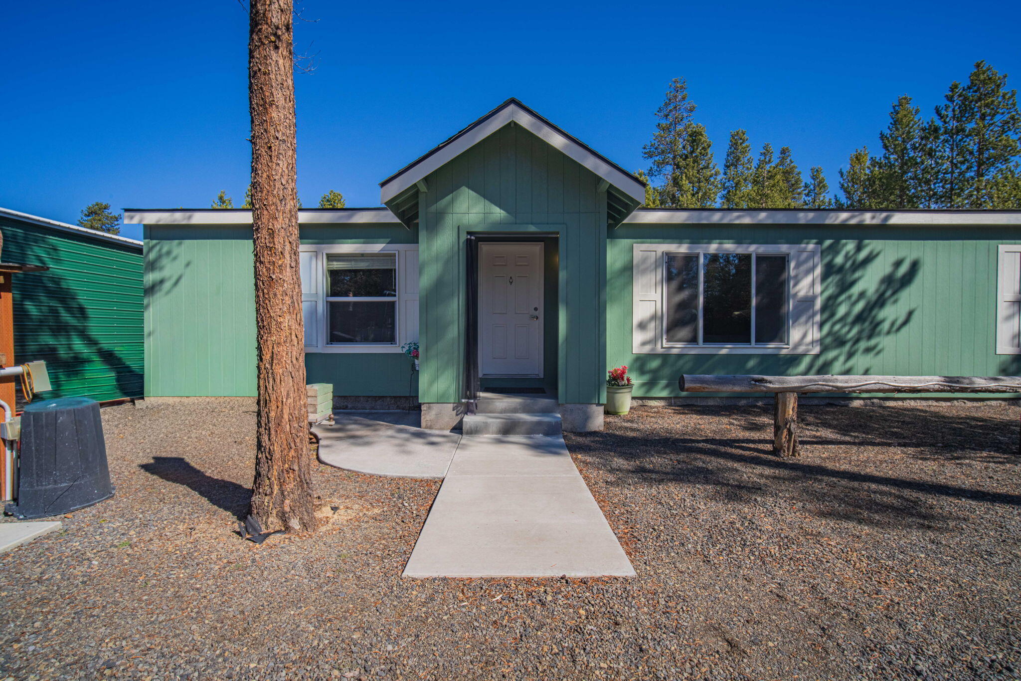 12411 Larchwood Drive