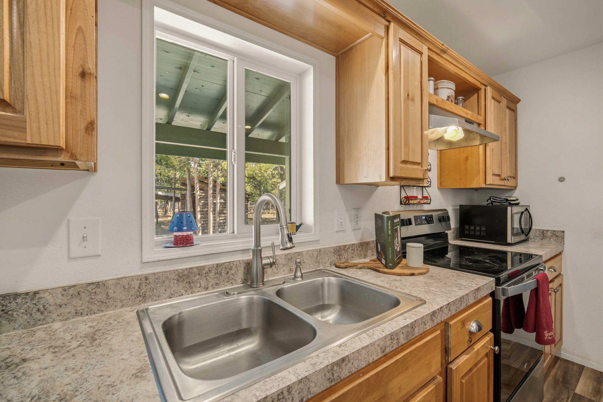 12411 Larchwood Drive