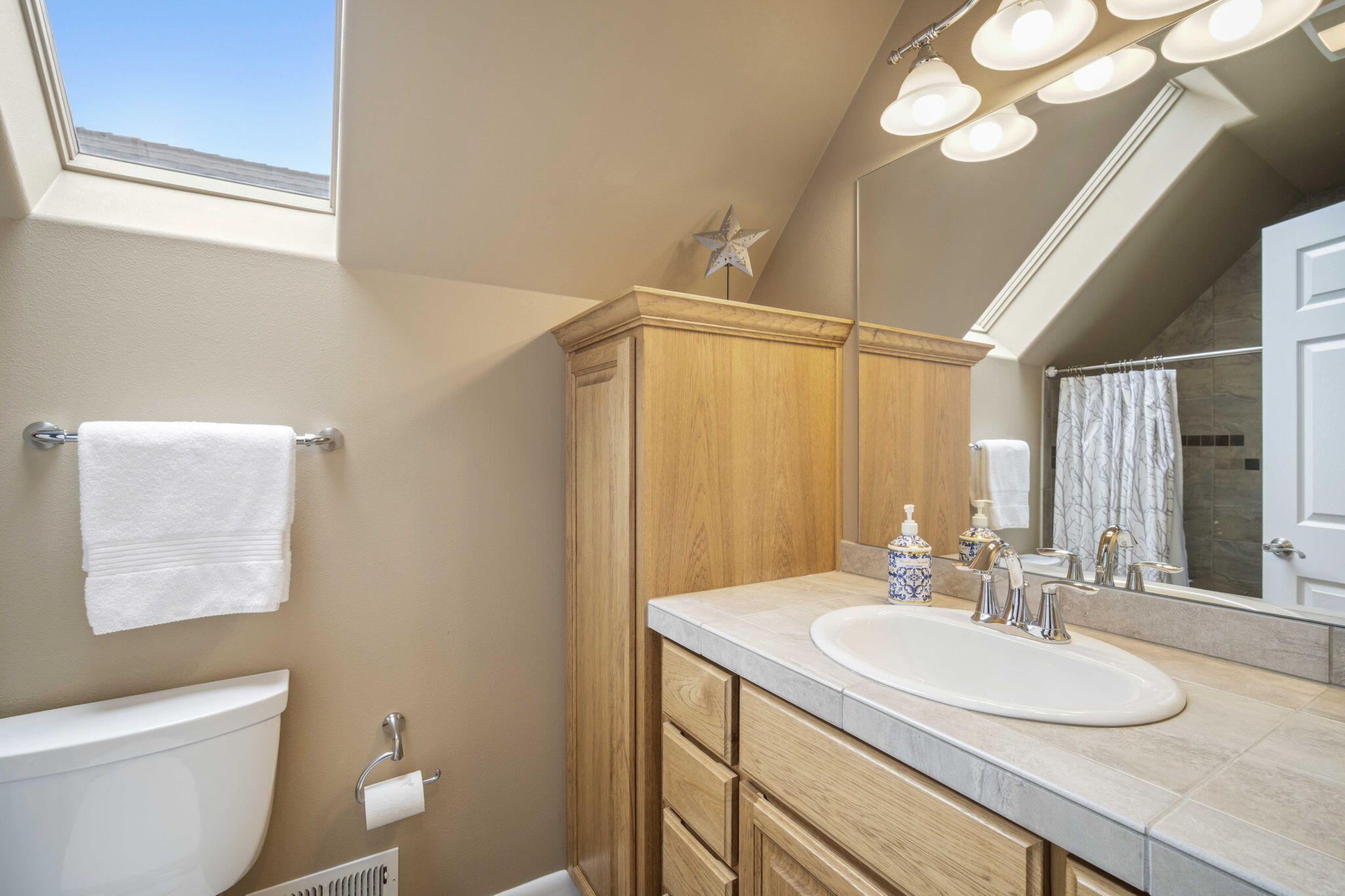 14234 Whitewater Loop