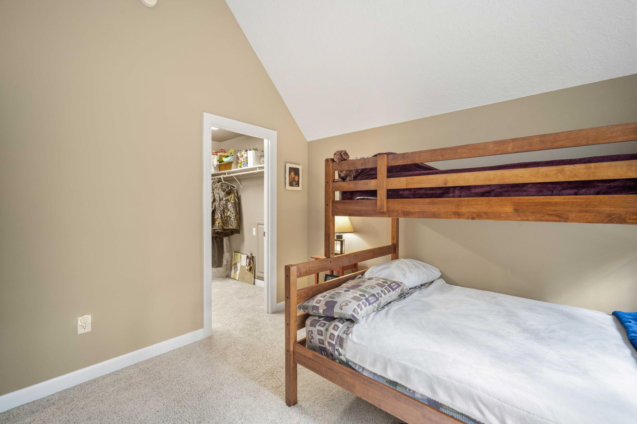 14234 Whitewater Loop