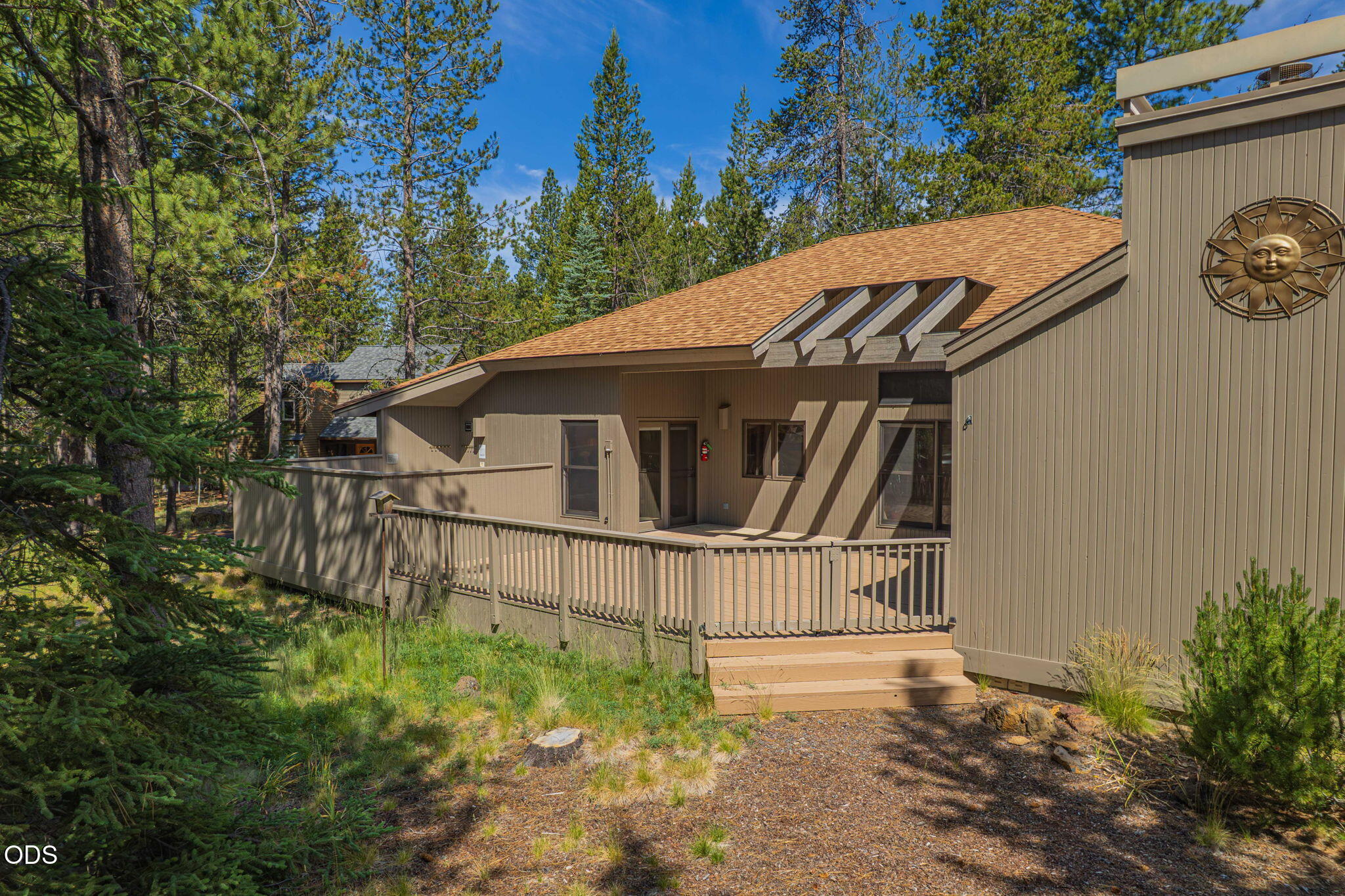 57627 Cultus Lane, 8