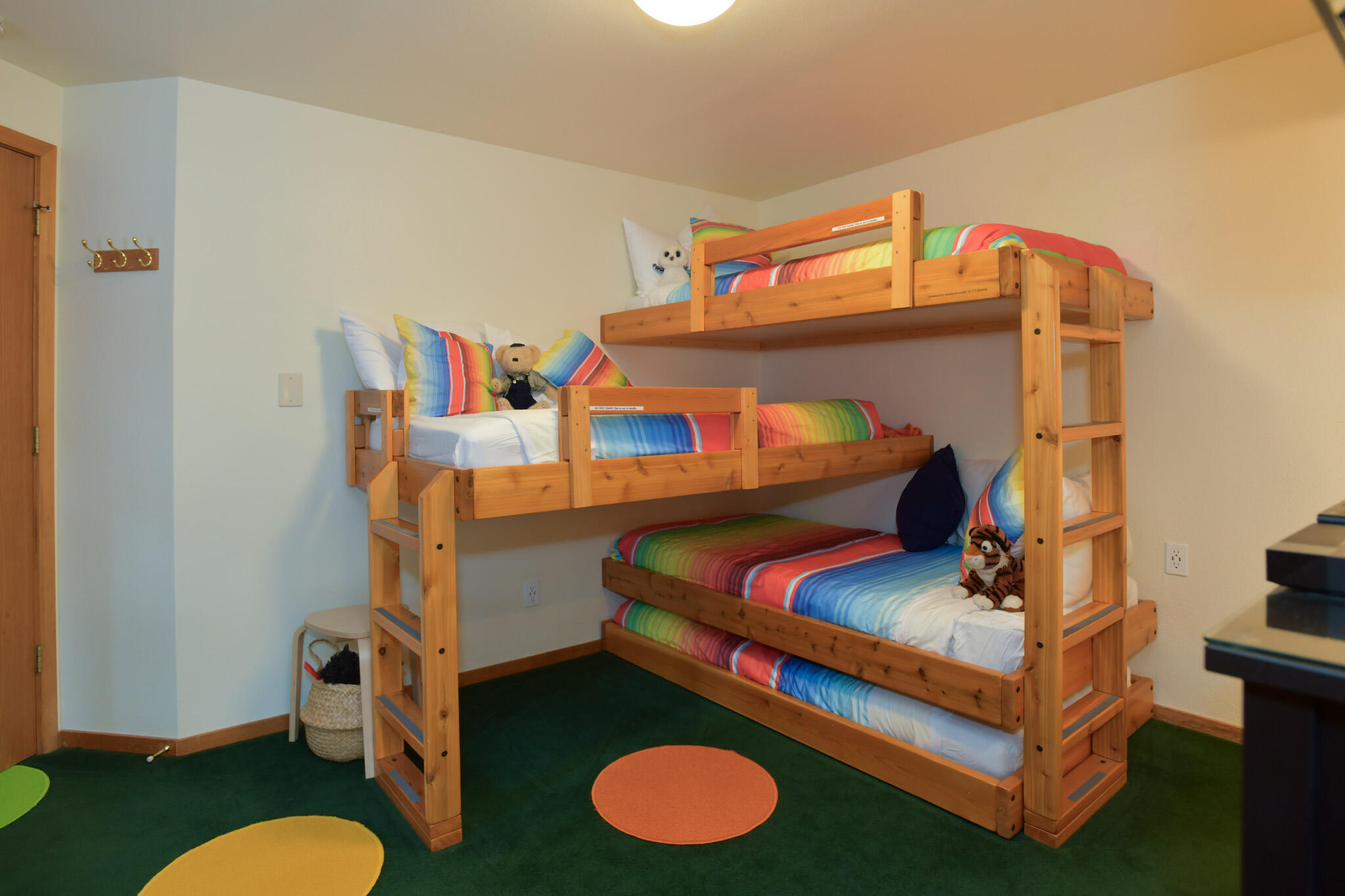 57627 Cultus Lane, 8