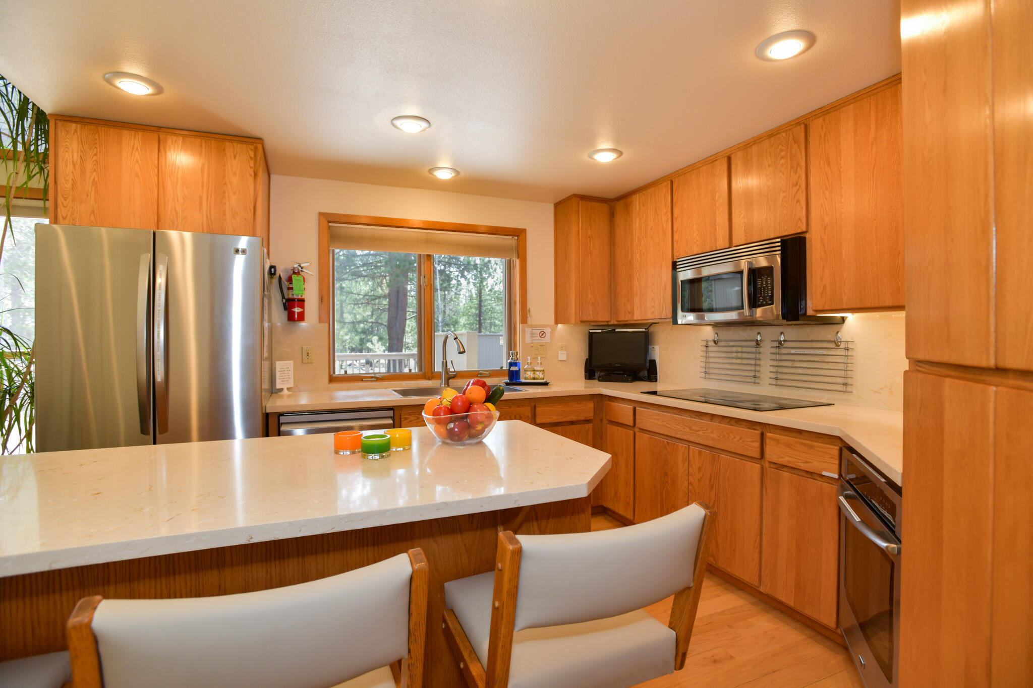 57627 Cultus Lane, 8