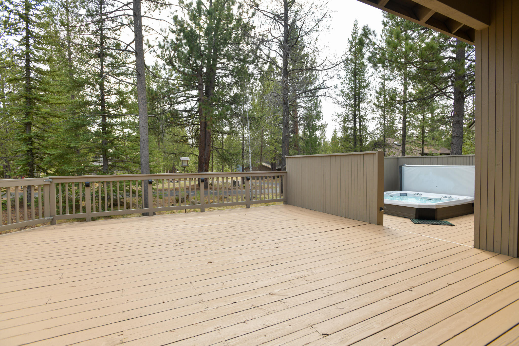 57627 Cultus Lane, 8