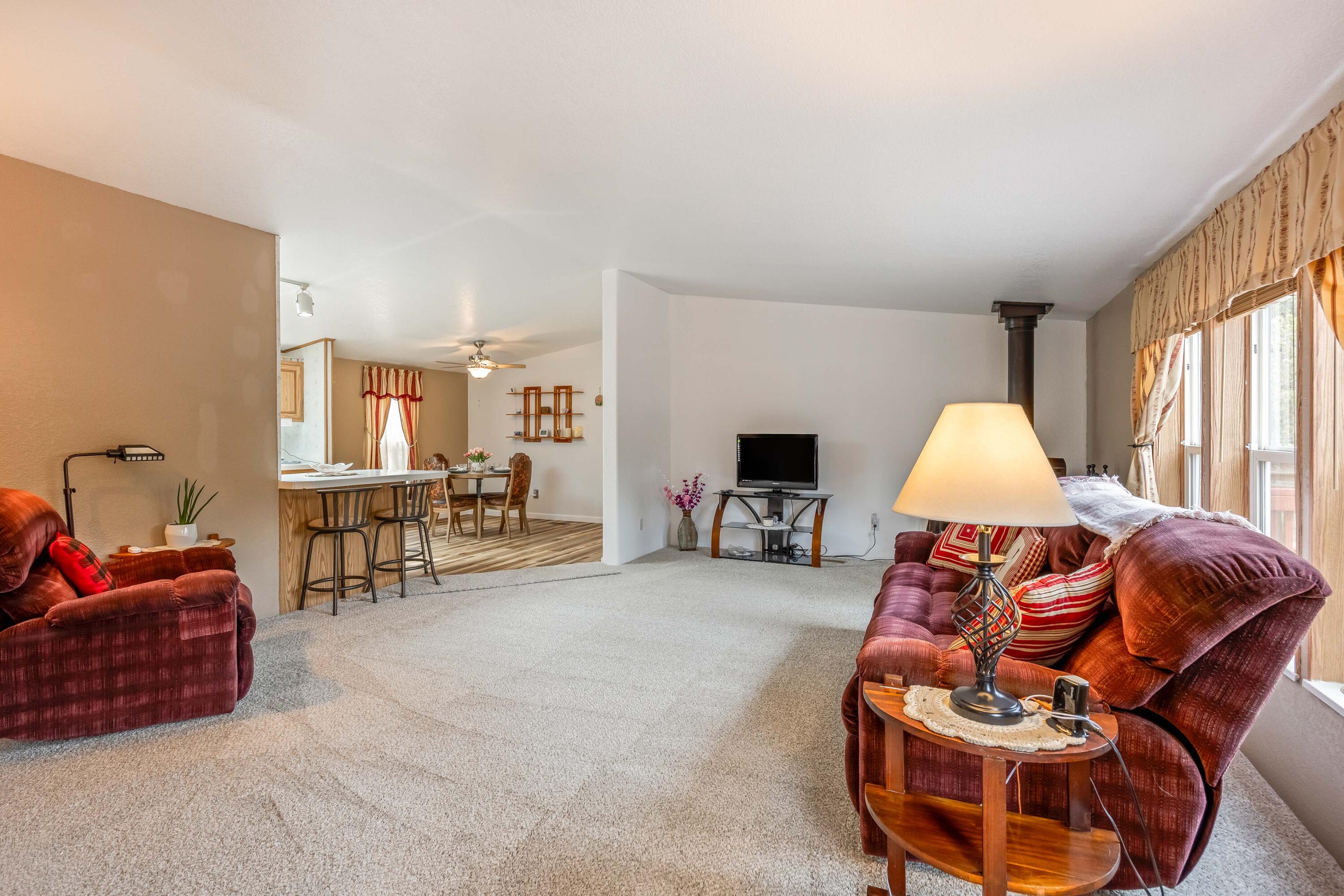 52315 Lechner Lane