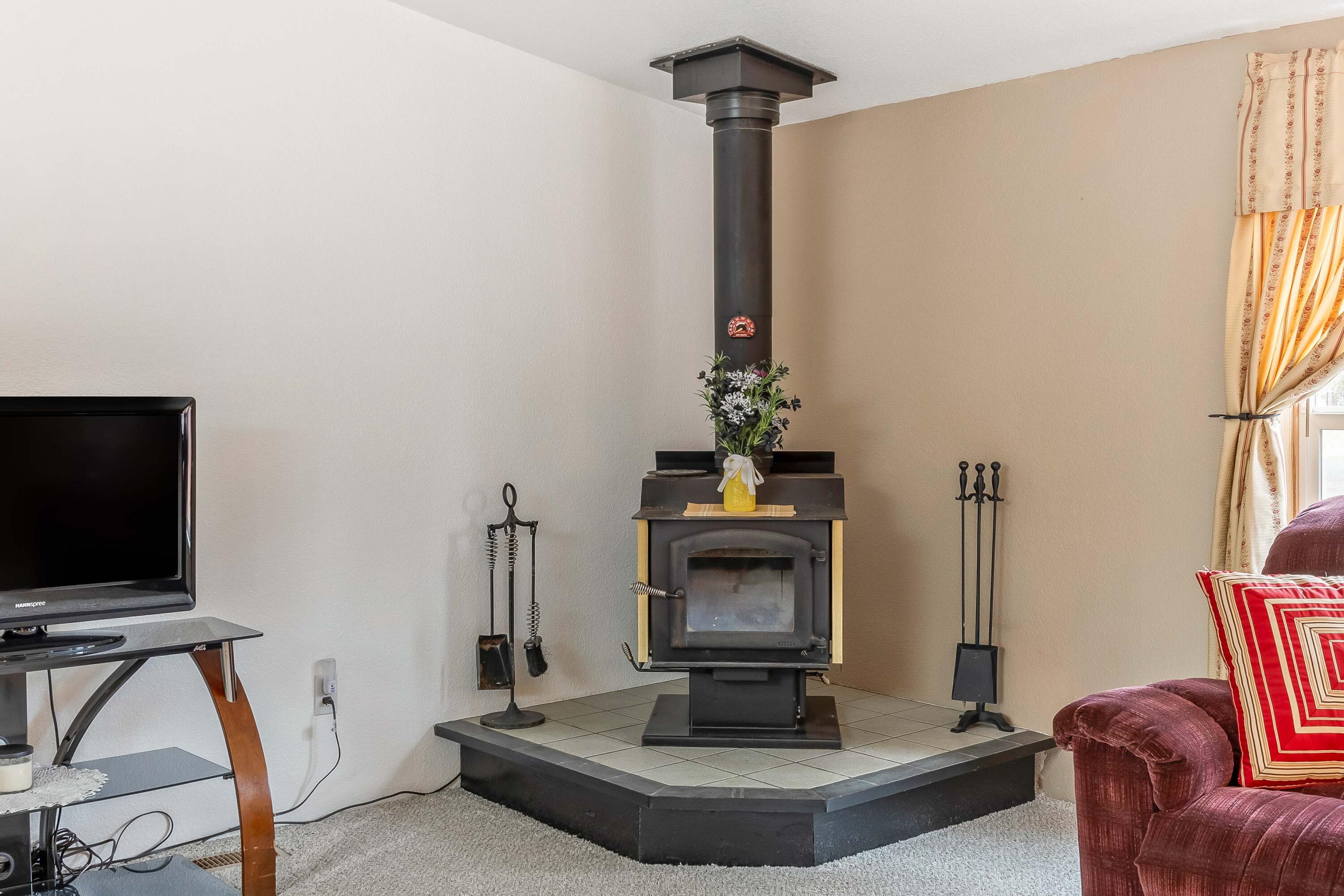 52315 Lechner Lane