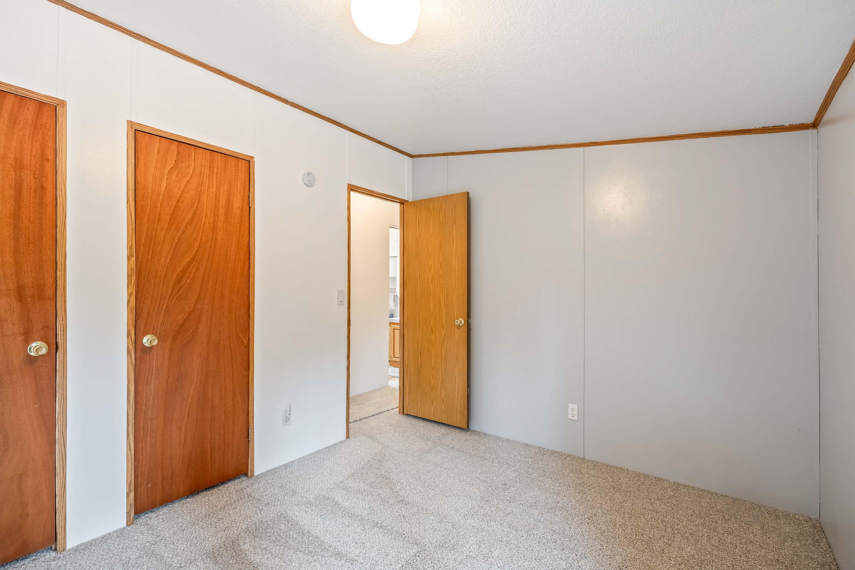 52315 Lechner Lane