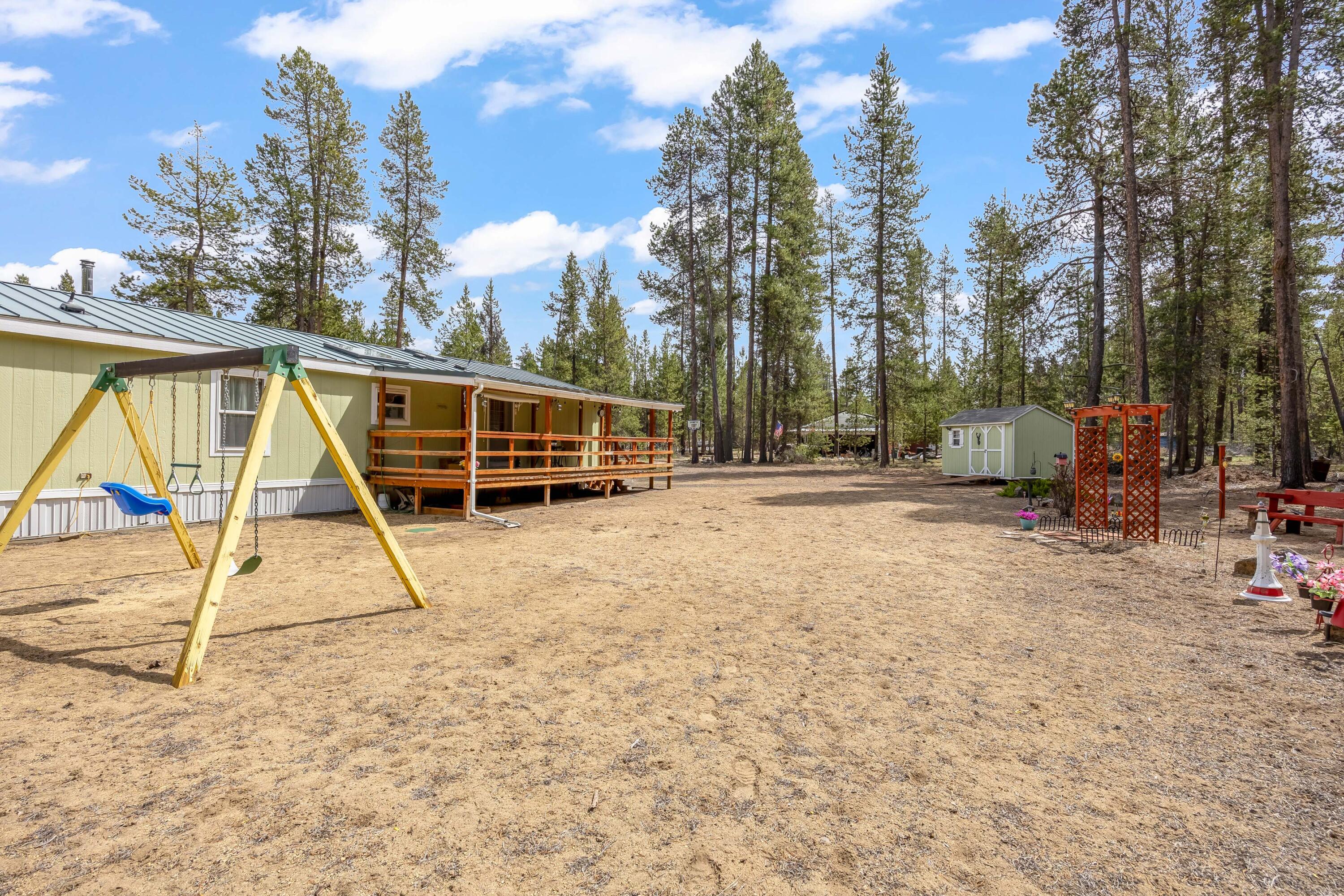 52315 Lechner Lane